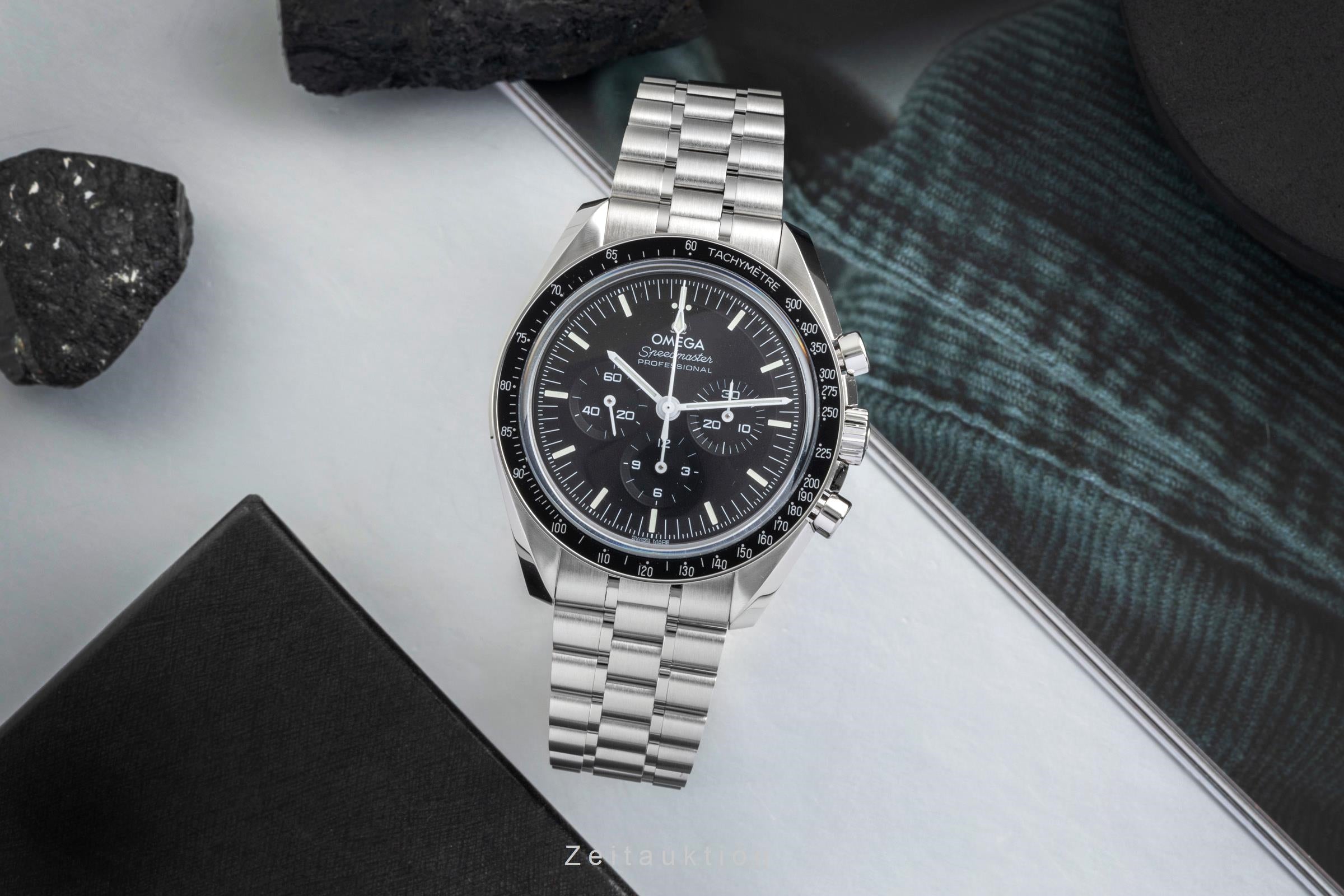 Omega Speedmaster Moonwatch Chronograph Ref. 310.30.42.50.01.002 B&P 2026 [2603856]