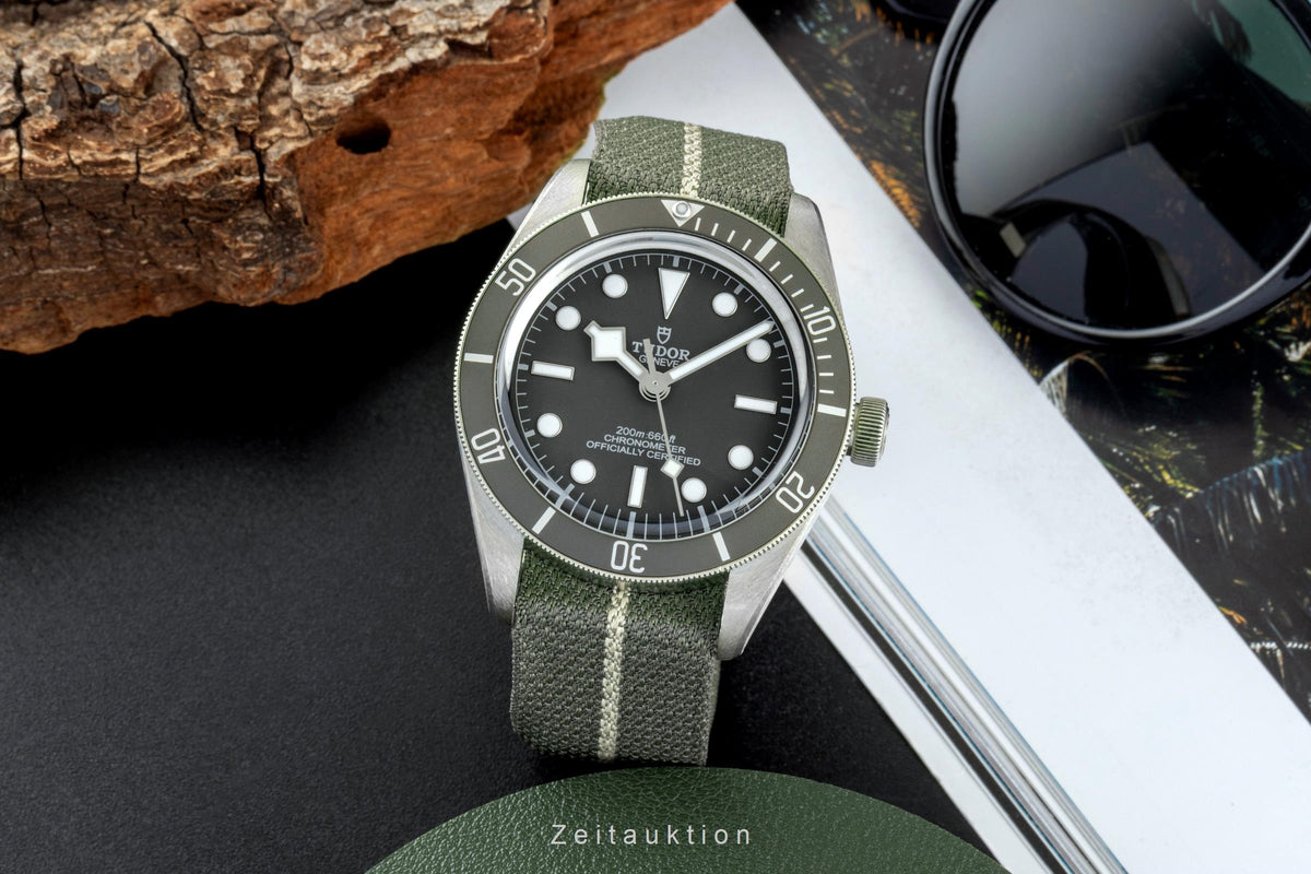 Tudor Black Bay silver automatic men's watch 79010SG-0002 LP: 5100EUR  [2603872]
