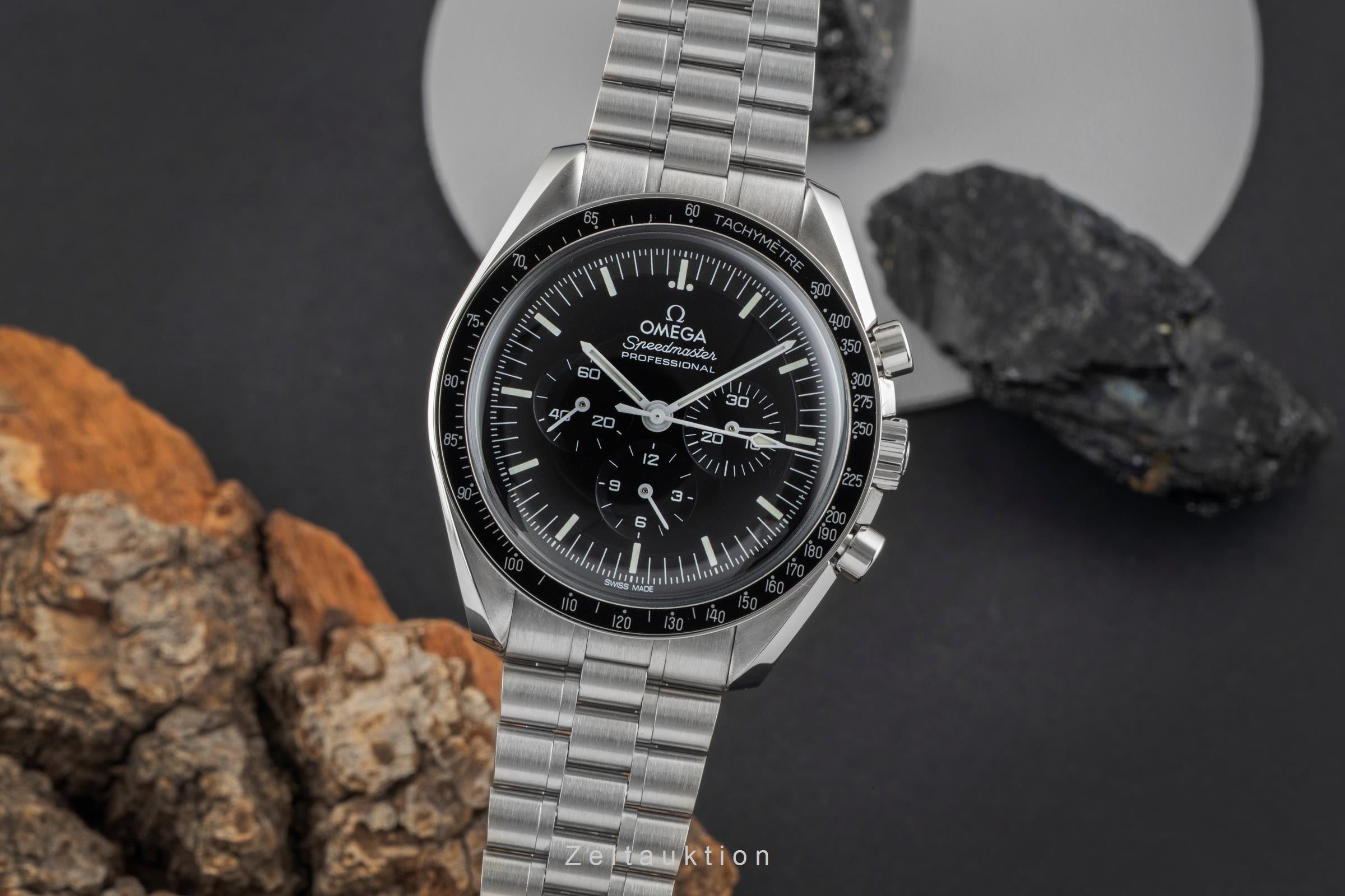 Omega Speedmaster Moonwatch chronographe acier à remontage manuel montre pour hommes 310.30.42.50.01.001 LP: 7600EUR  [2603933]