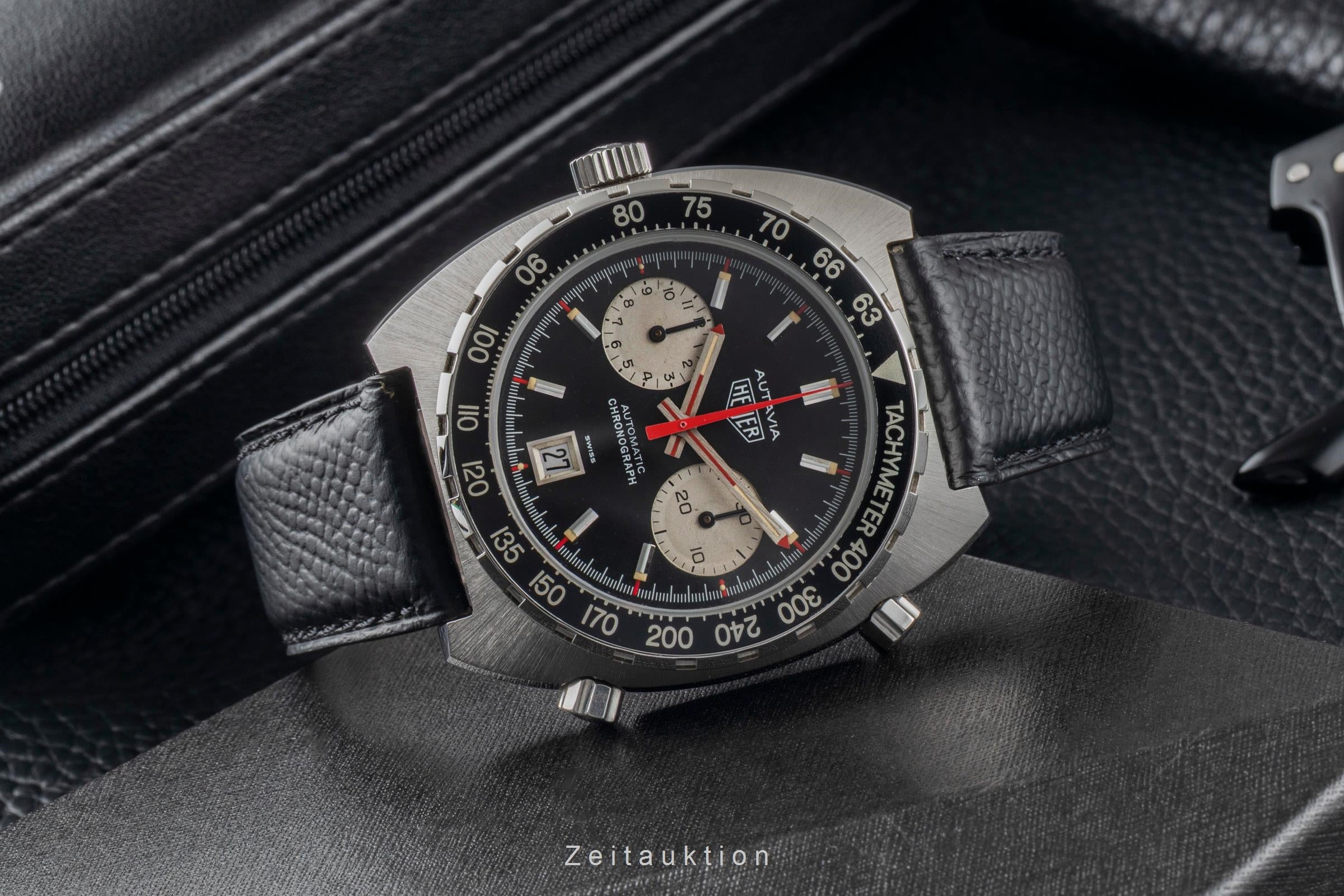 Heuer Autavia chronograph steel automatic men's watch 11063 Vintage  [2603942]