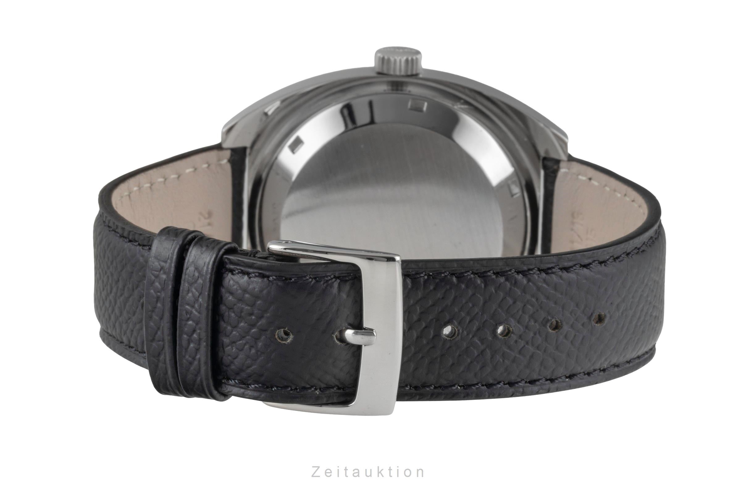 Heuer Autavia chronograph steel automatic men's watch 11063 Vintage  [2603942]