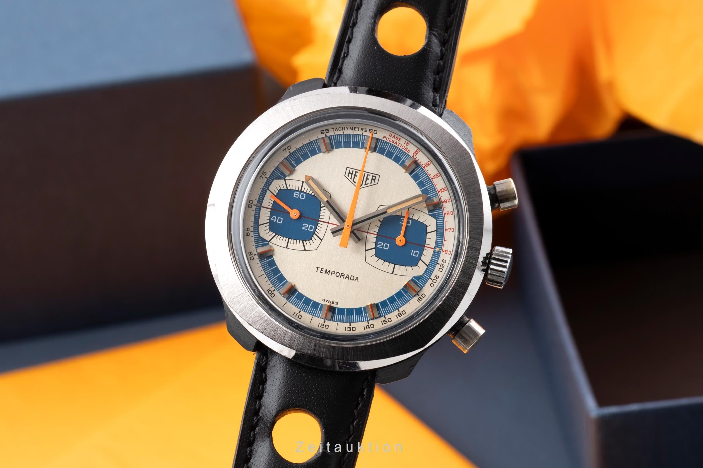Heuer Temporada chronograph plastic manual winding men's watch 733.809 Vintage  [2603944]