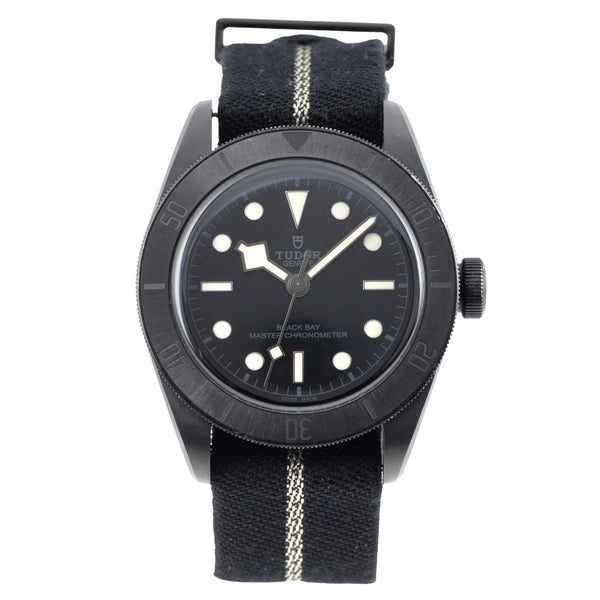Tudor Black Bay cerámica / acero automático reloj para caballeros M79210CNU-0001 LP: 5570EUR  [2603950]