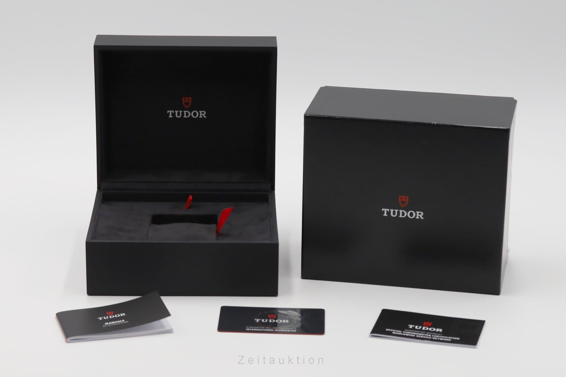 Tudor Black Bay cerámica / acero automático reloj para caballeros M79210CNU-0001 LP: 5570EUR  [2603950]