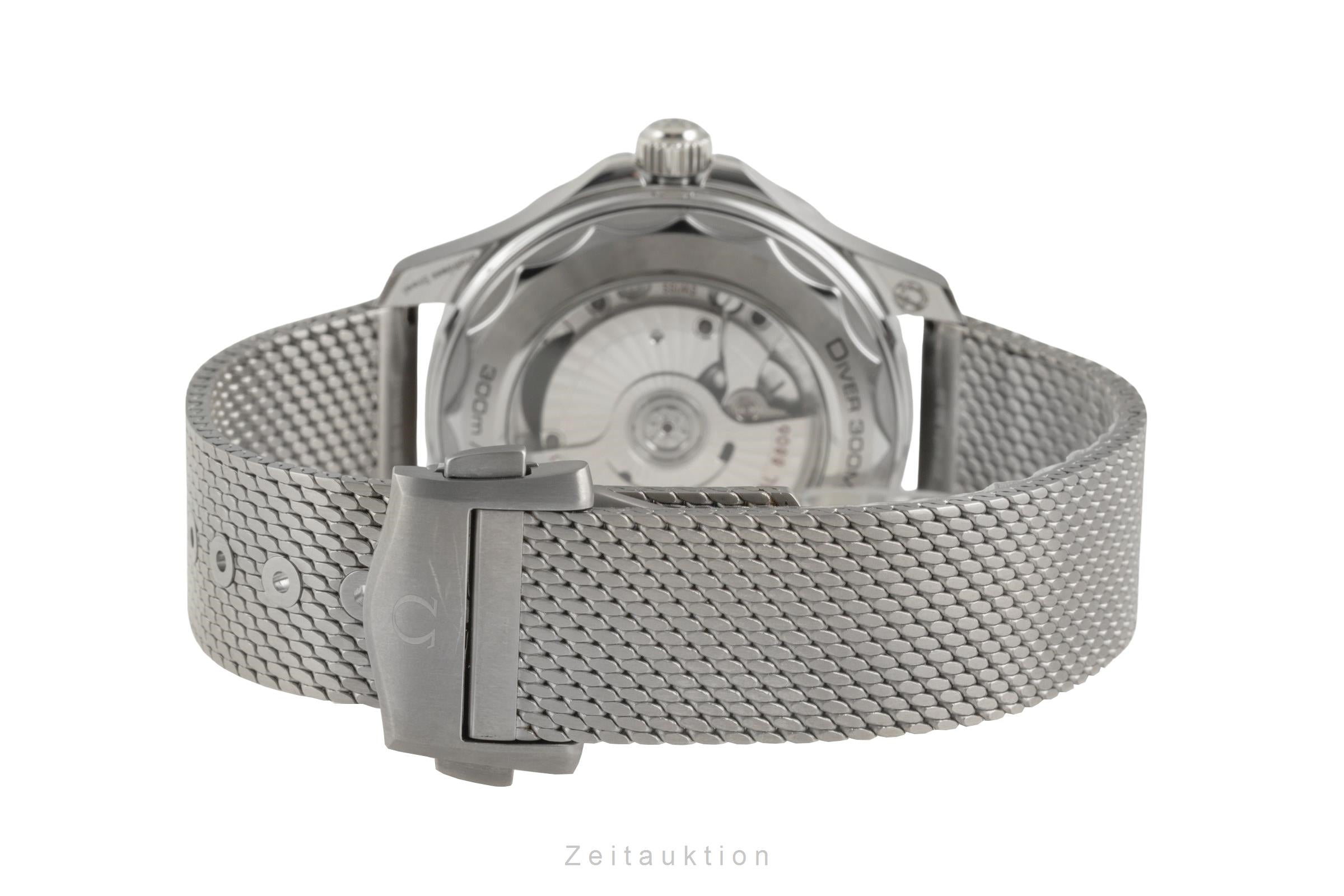 Omega Seamaster steel / titanium automatic men's watch 210.30.42.20.06.002 LP: 7100EUR  [2603979]