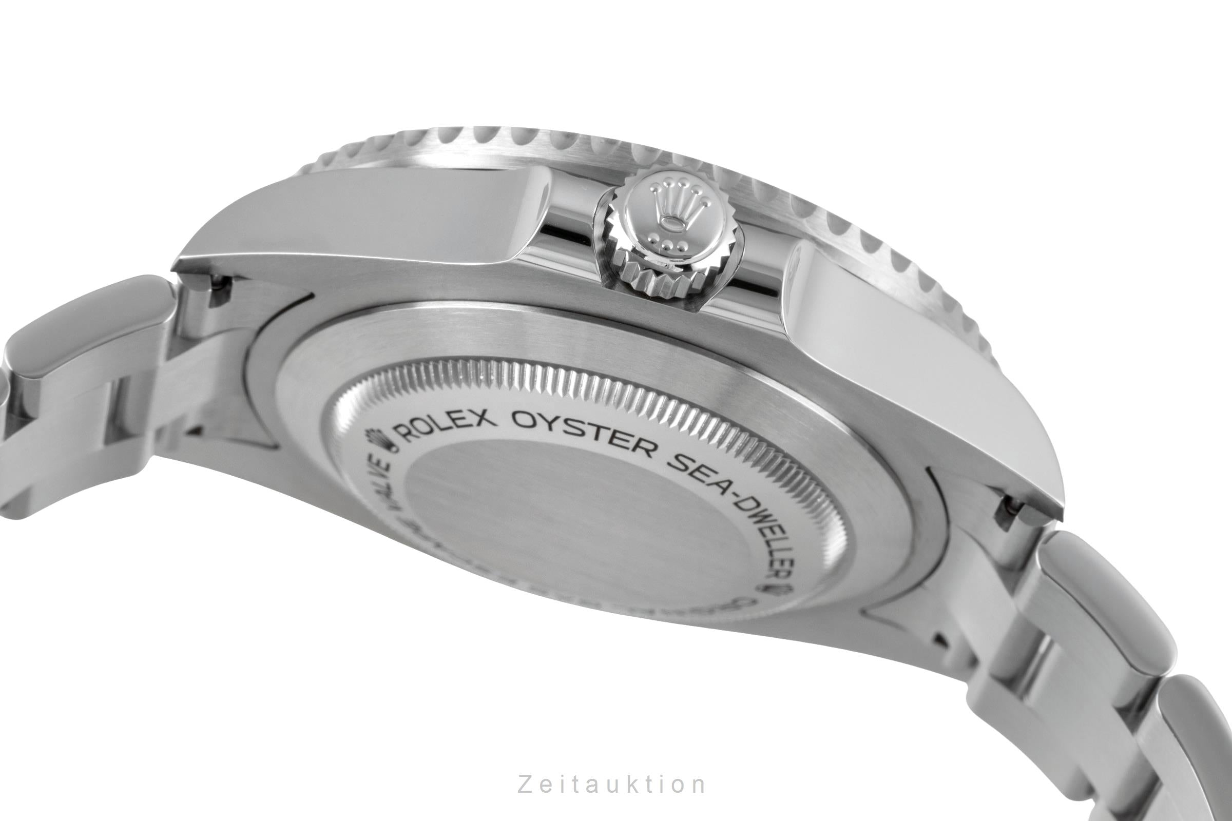 Rolex Sea-Dweller Single Red Stahl Herrenuhr Oyster Ref. 126600 B&P 2017 LC100 [2604079]