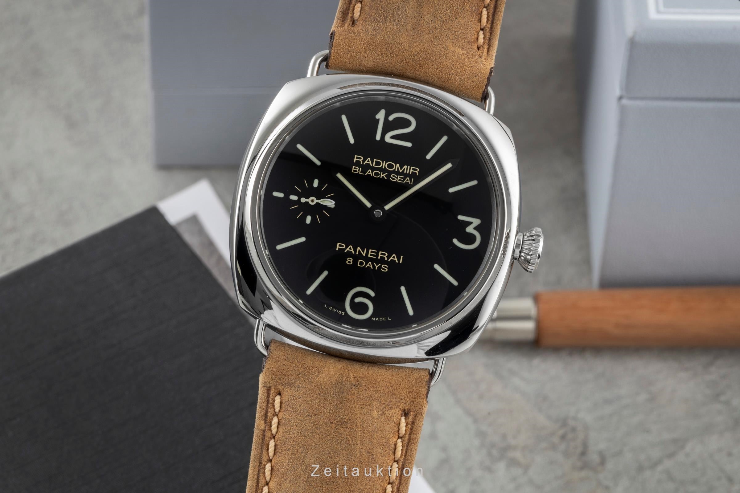 Panerai Black Seal steel manual winding men's watch PAM00609  [2604117]