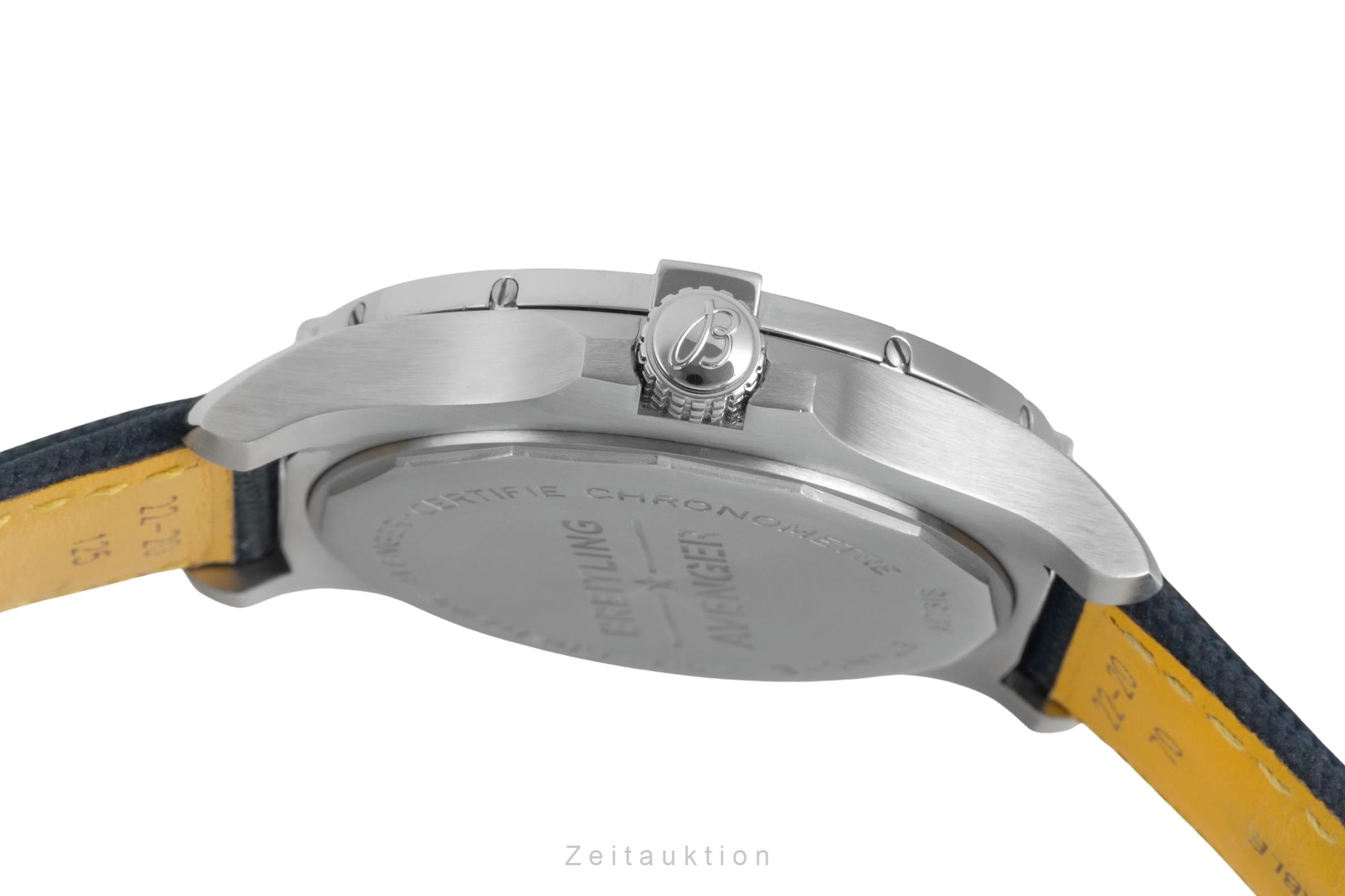 Breitling Avenger 43 Automatik Edelstahl Herrenuhr Ref. A17318101C1X1 B&P 2024 [2604125]
