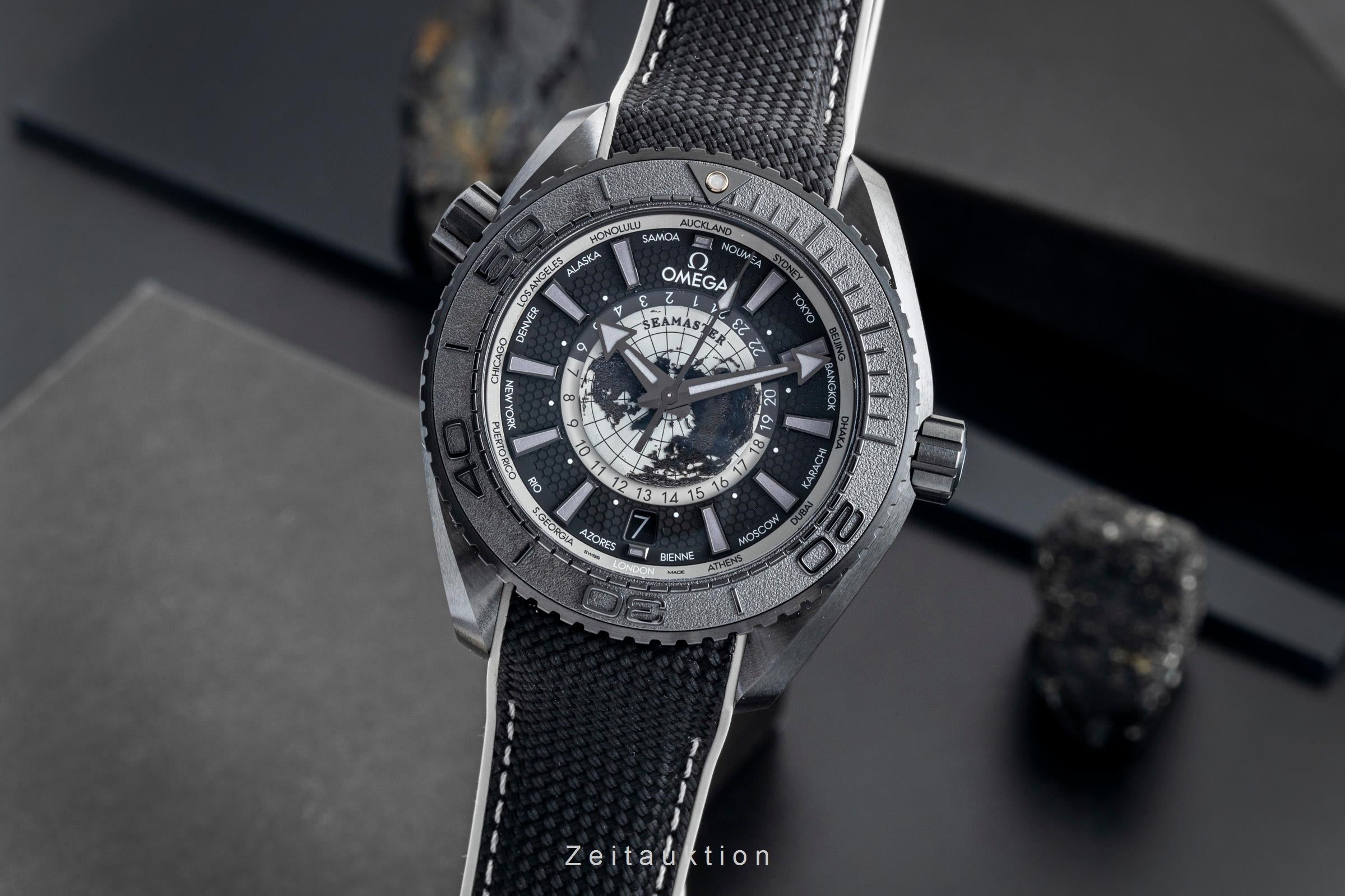 Omega Seamaster ceramic automatic men's watch 215.92.46.22.01.007 LP: 16200EUR  [2604130]