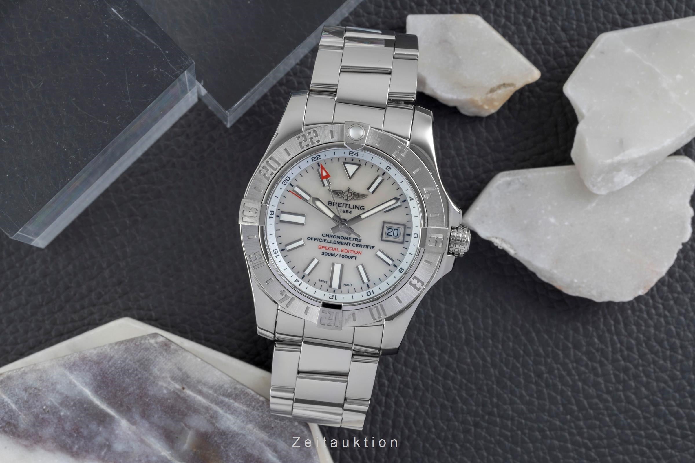 Breitling Avenger II GMT steel automatic men's watch A3239011/A809 LP: 5950EUR  [2604178]