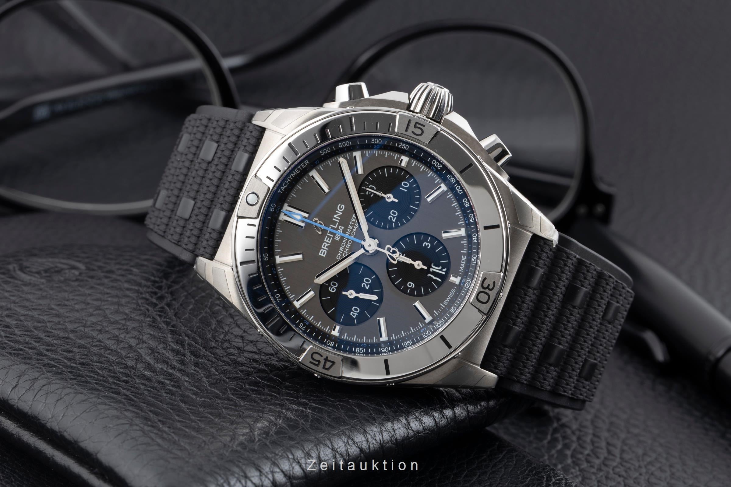 Breitling Chronomat B01 42 Titan Automatik Ref. EB0134101M1S1 B&P NP: 10000,- € [2604225]