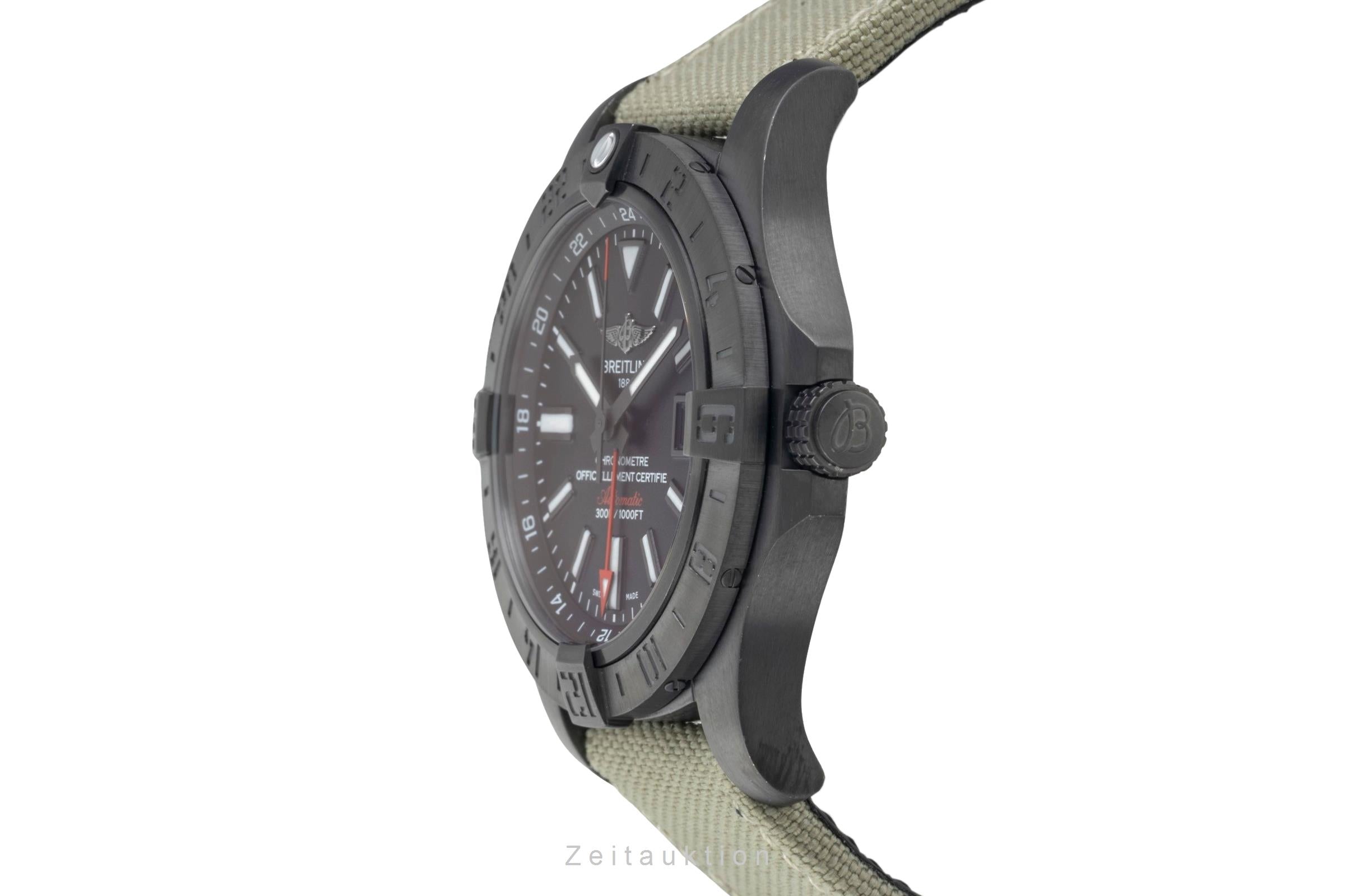 Breitling Avenger II GMT steel automatic men's watch M3239010/BF04 LP: 5650EUR  [2604247]