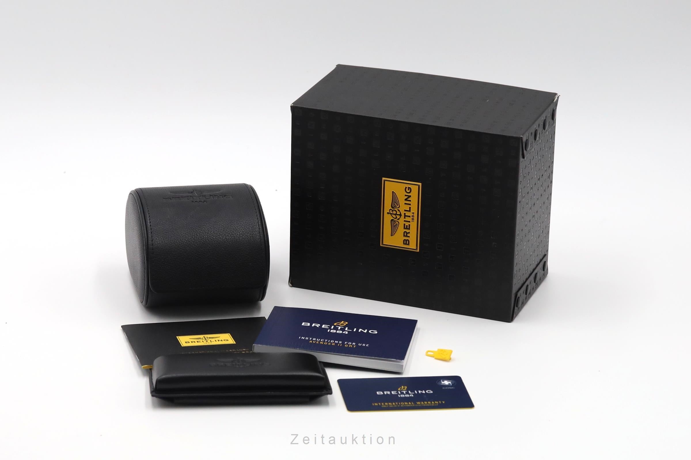 Breitling Avenger II GMT steel automatic men's watch M3239010/BF04 LP: 5650EUR  [2604247]
