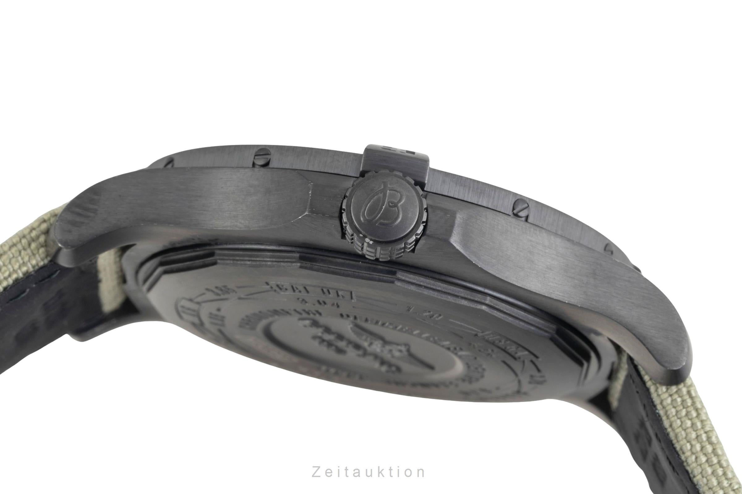 Breitling Avenger II GMT steel automatic men's watch M3239010/BF04 LP: 5650EUR  [2604247]