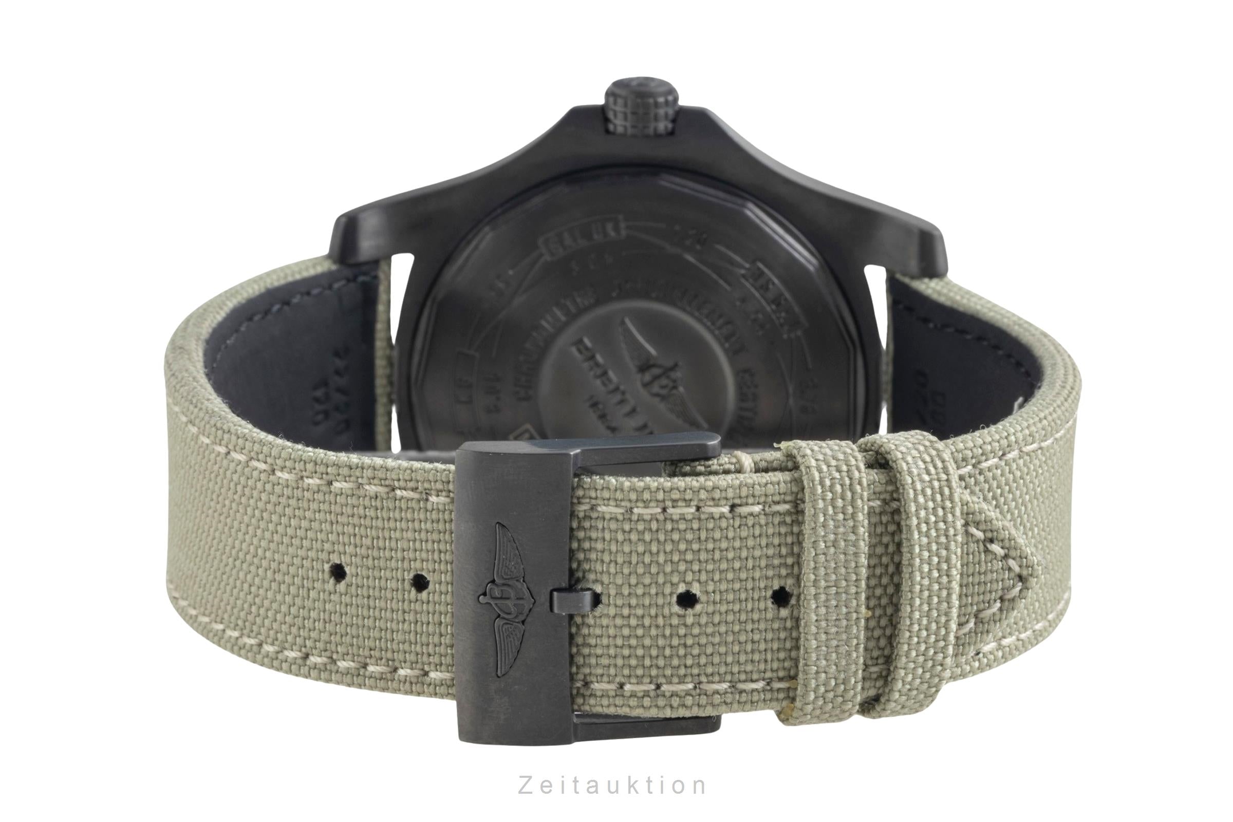 Breitling Avenger II GMT steel automatic men's watch M3239010/BF04 LP: 5650EUR  [2604247]
