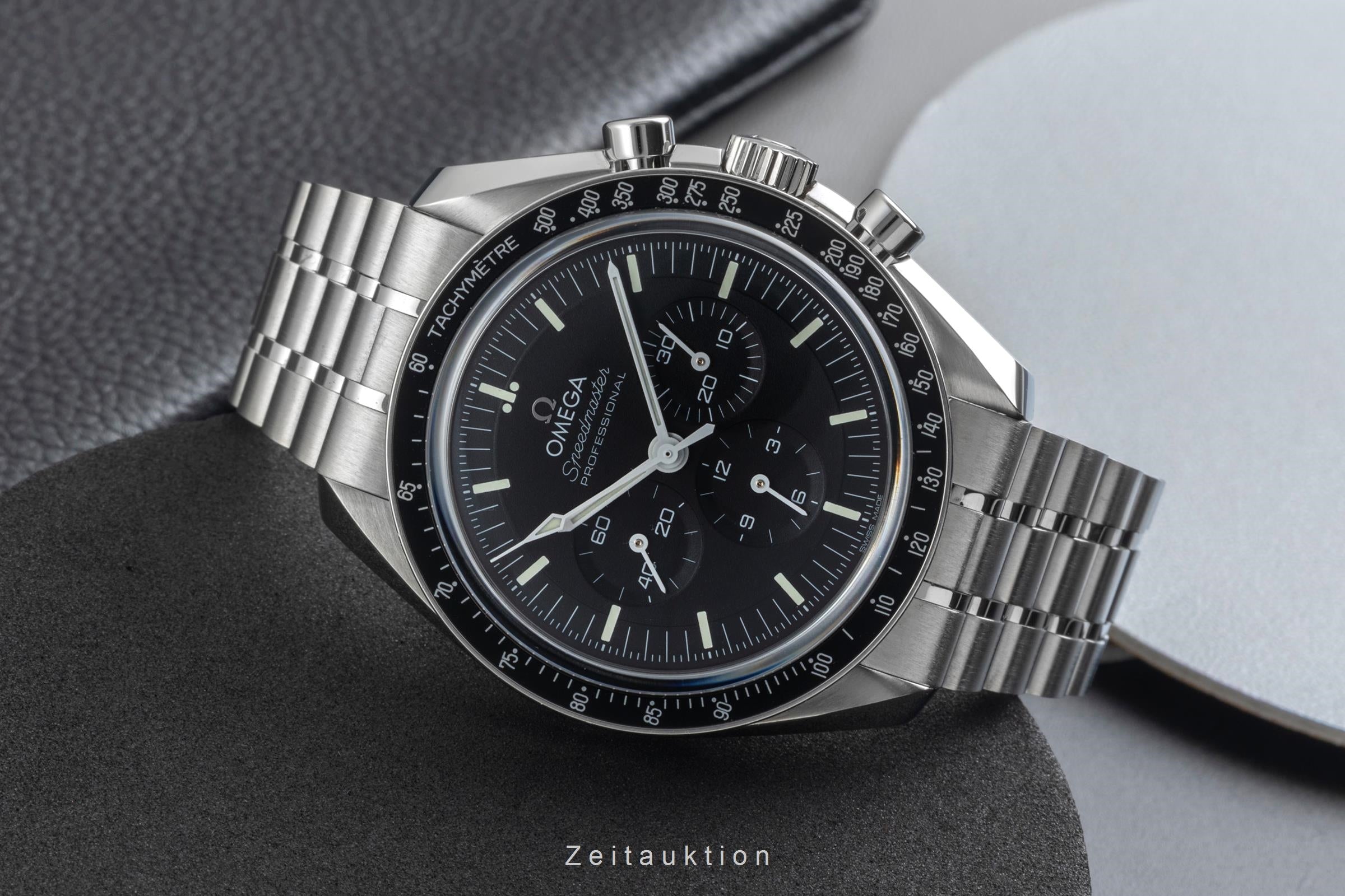 Omega Speedmaster Moonwatch Chronograph Ref. 310.30.42.50.01.002 B&P 2024 [2604312]