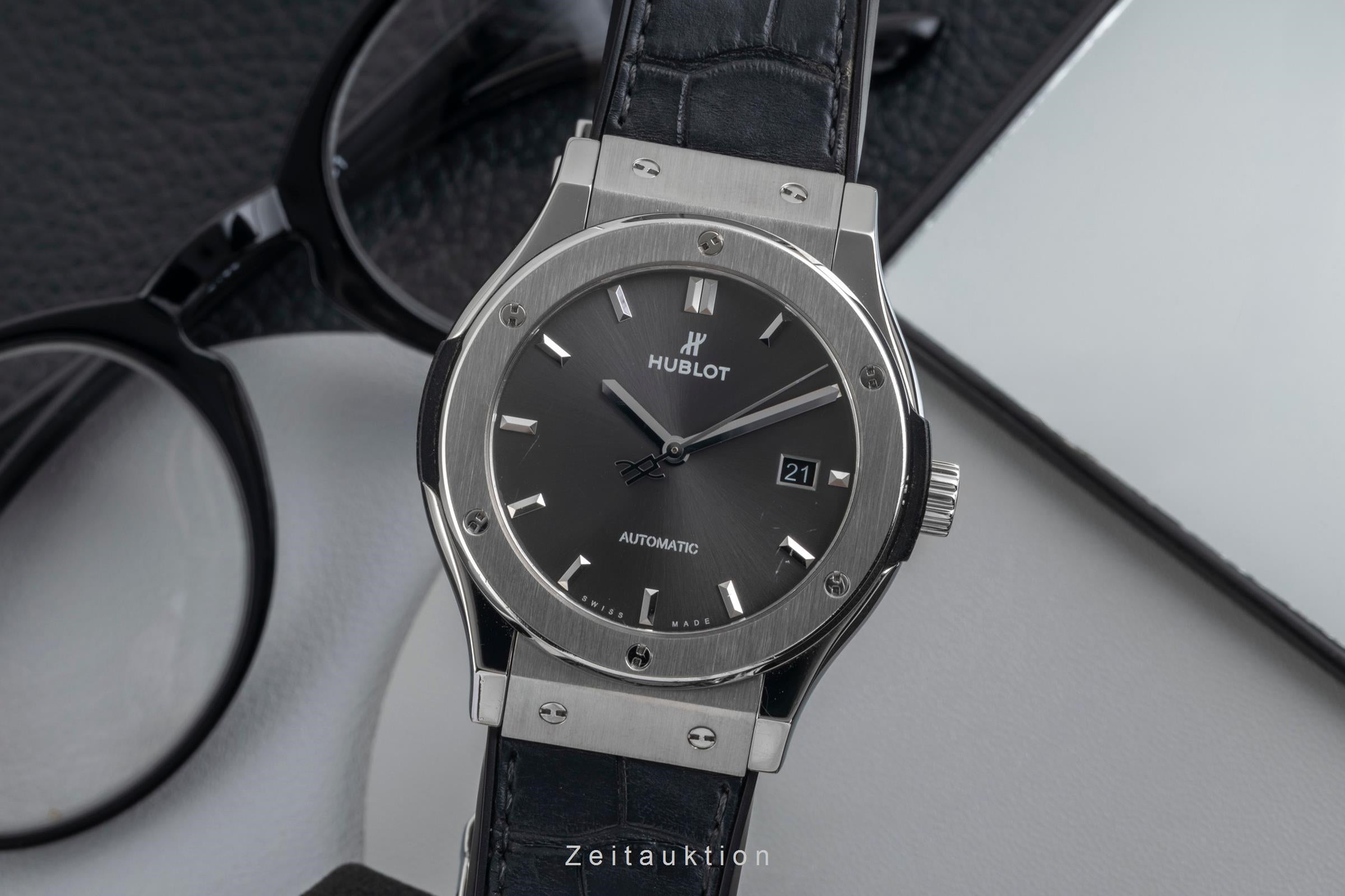 Hublot Classic Fusion Titan Racing Grey Automatik Ref. 542.NX.7071.LR [2604327]