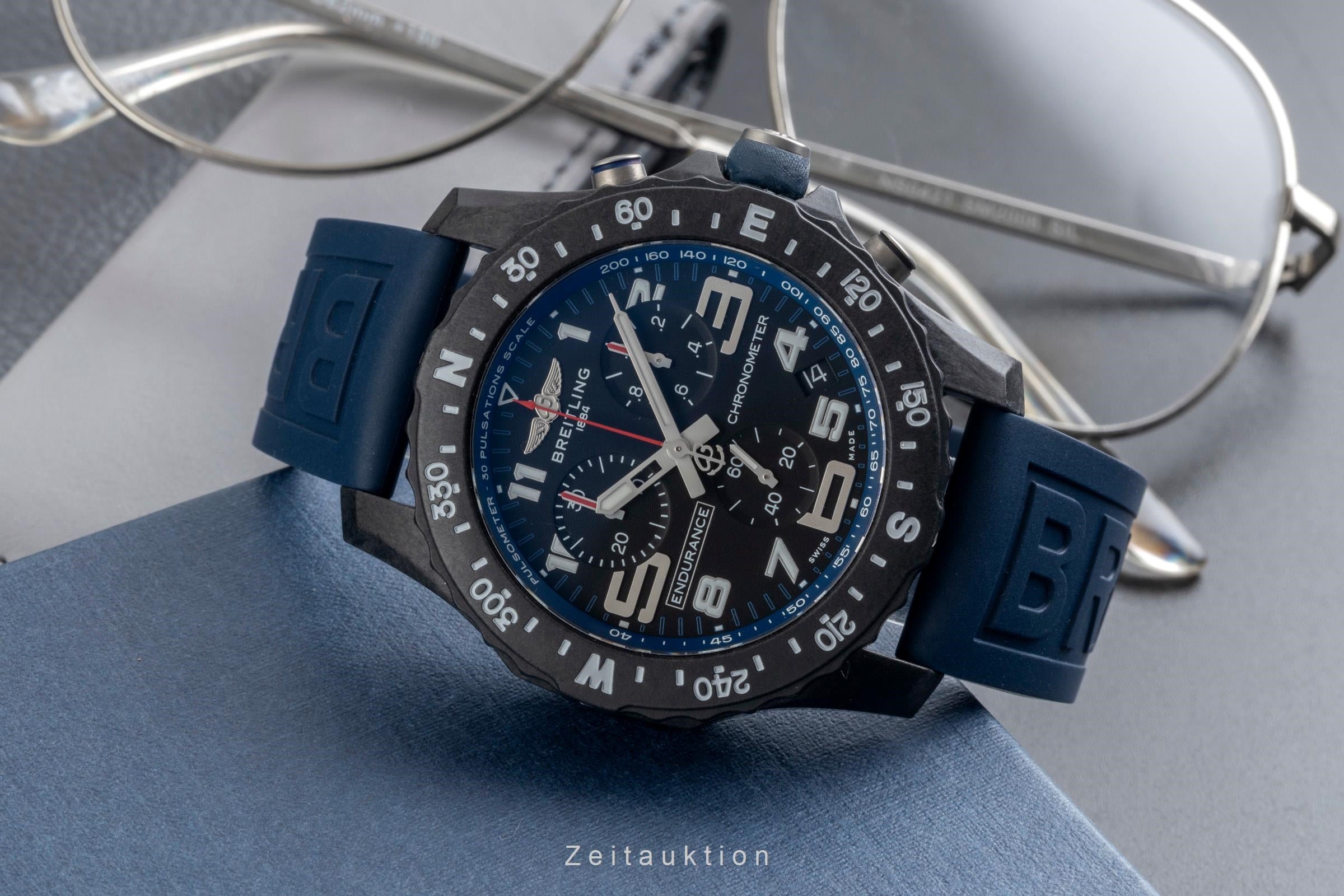 Breitling Endurance Pro Chronograph Breitlight Quarz Ref. X82310D51B1S1 B&P [2604359]