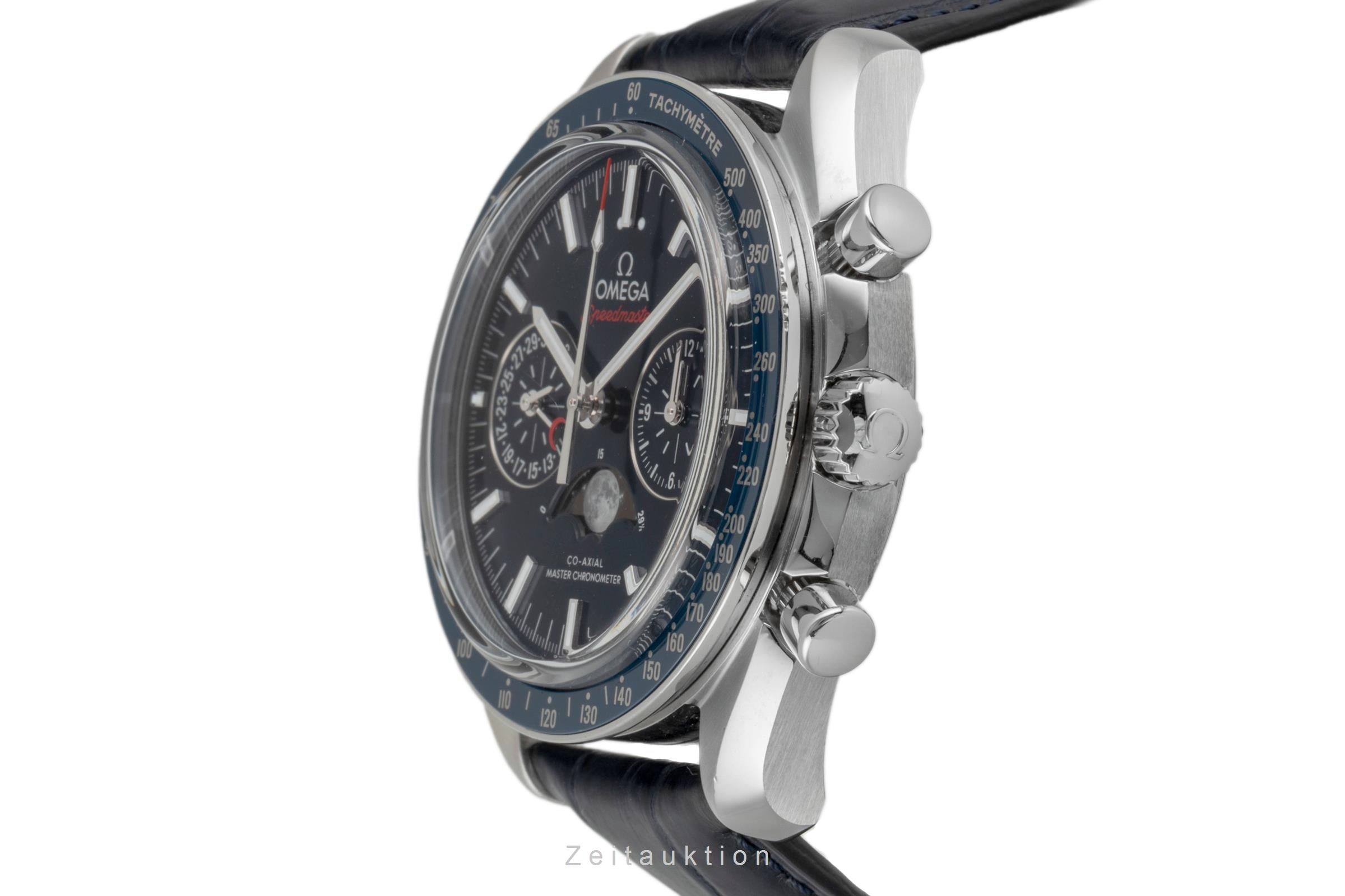 Omega Speedmaster chronograph steel automatic men's watch 304.33.44.52.03.001 LP: 12200EUR  [2604360]