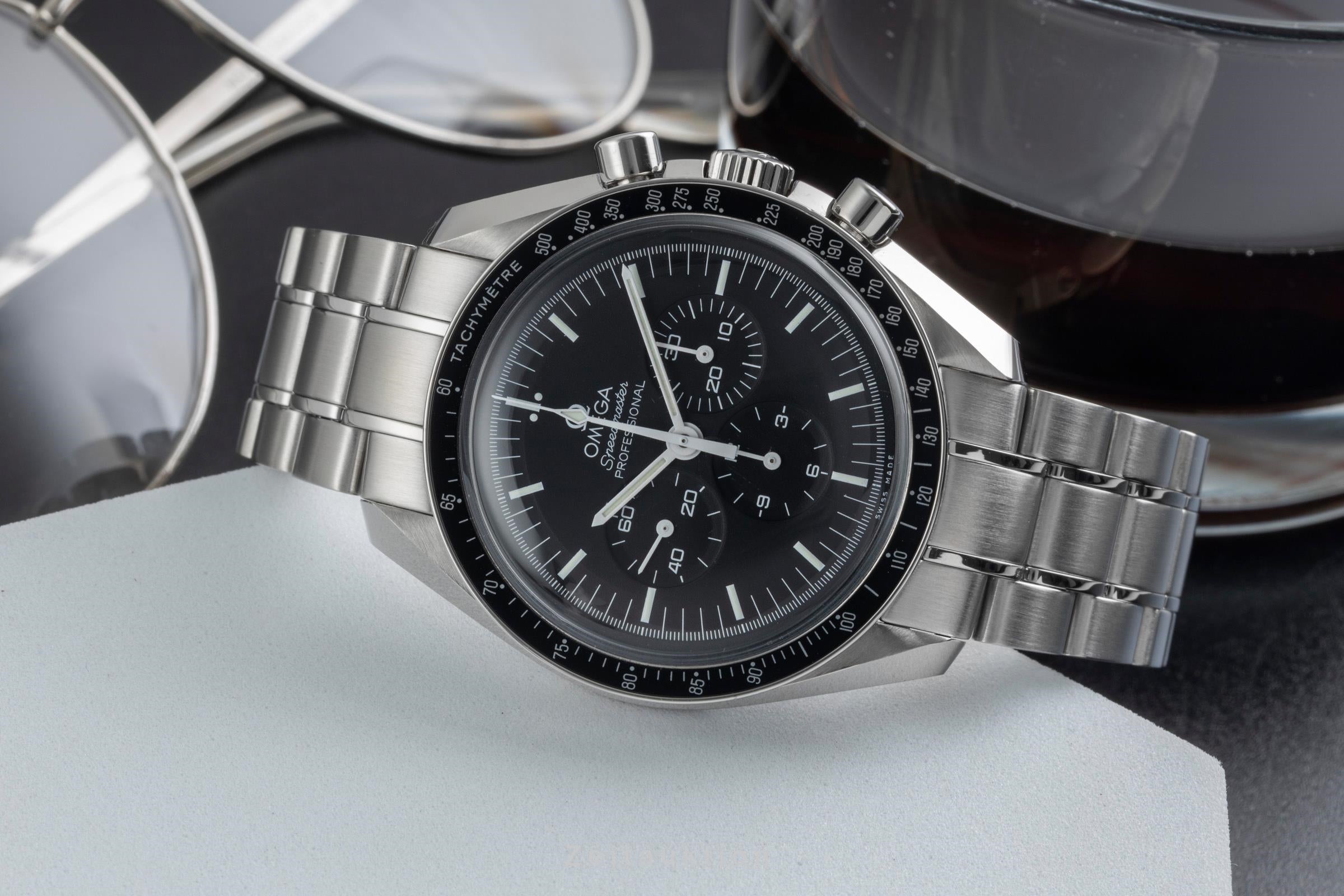 Omega Speedmaster Moonwatch Stahl Handaufzug Ref. 311.30.42.30.01.005 Papiere  [2604367]
