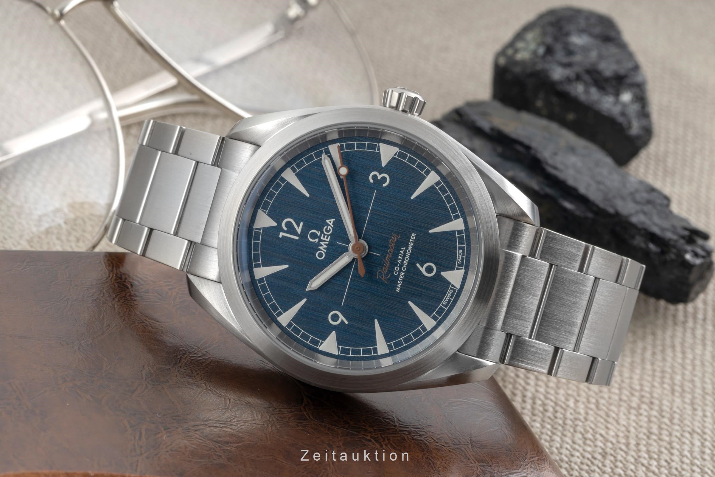 Omega Railmaster acier automatique montre pour hommes 220.10.40.20.03.001  [2604440]