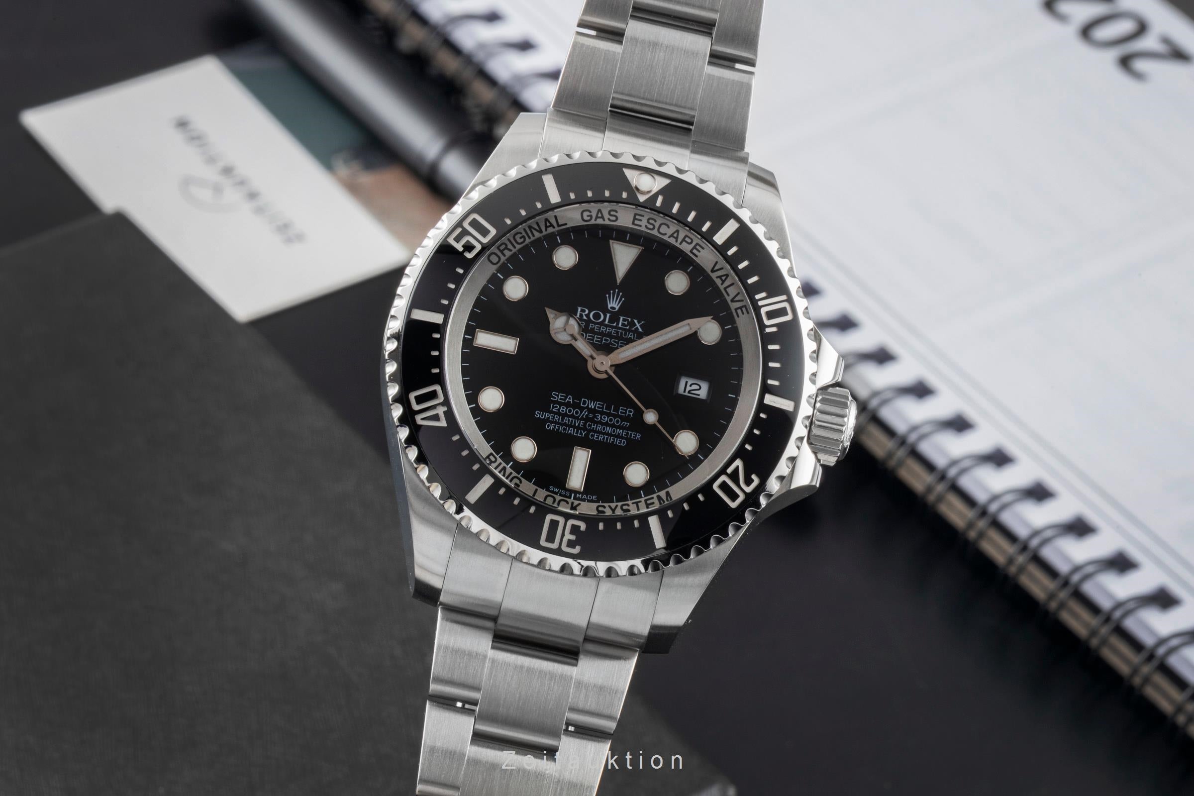 Rolex Sea-Dweller steel automatic men's watch 116660  [2604488]