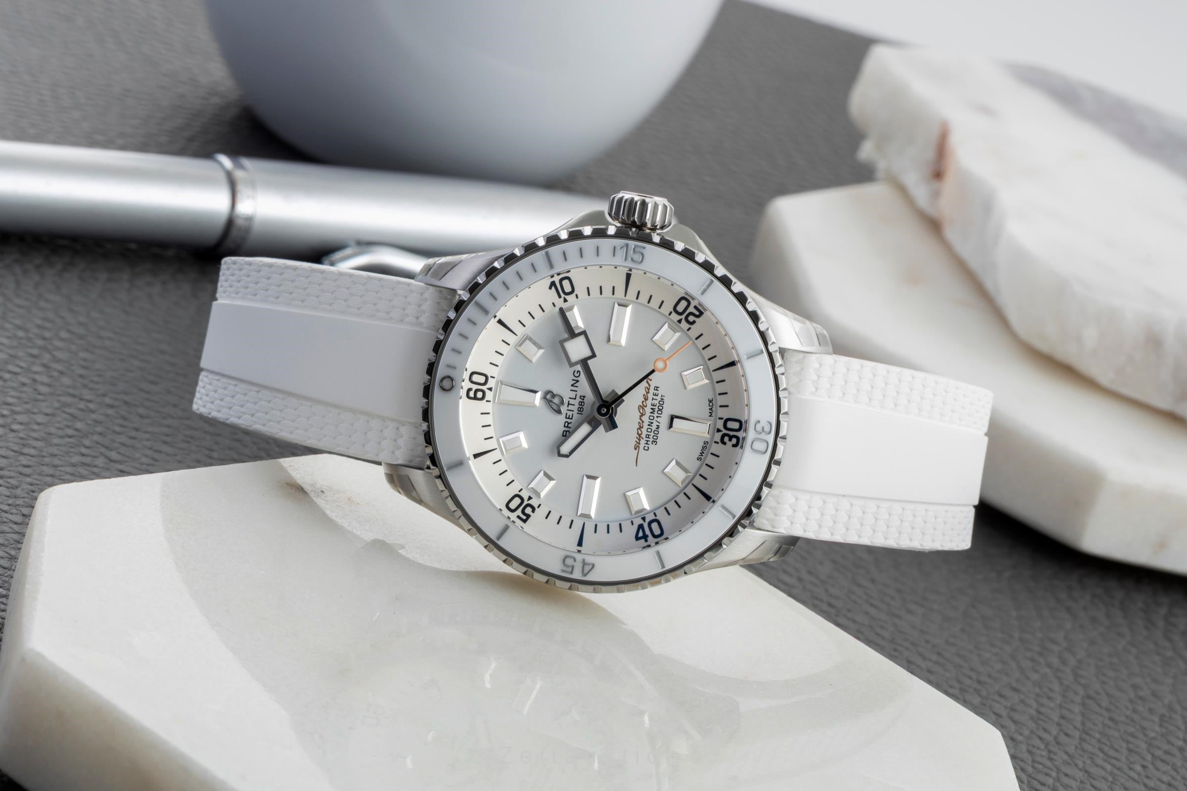 Breitling Superocean 36 Stahl Automatik Damenuhr Ref. A17377211A1S1 NP: 5450,- € [2604543]