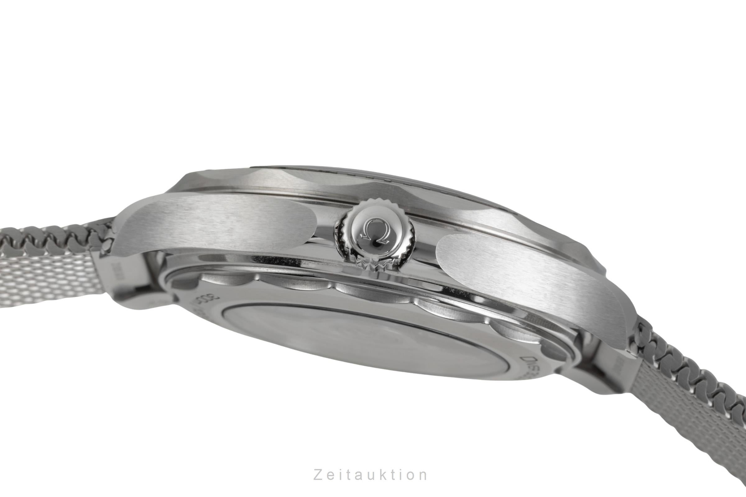 Omega Seamaster Stahl / Titan Automatik Herren Ref. 210.30.42.20.06.002 B&P 2026 [2604603]