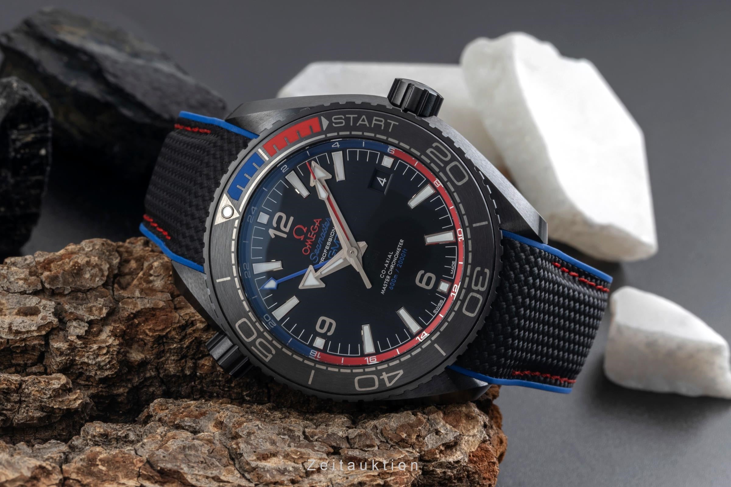 Omega Seamaster ceramic automatic men's watch 215.92.46.22.01.004  [2604649]