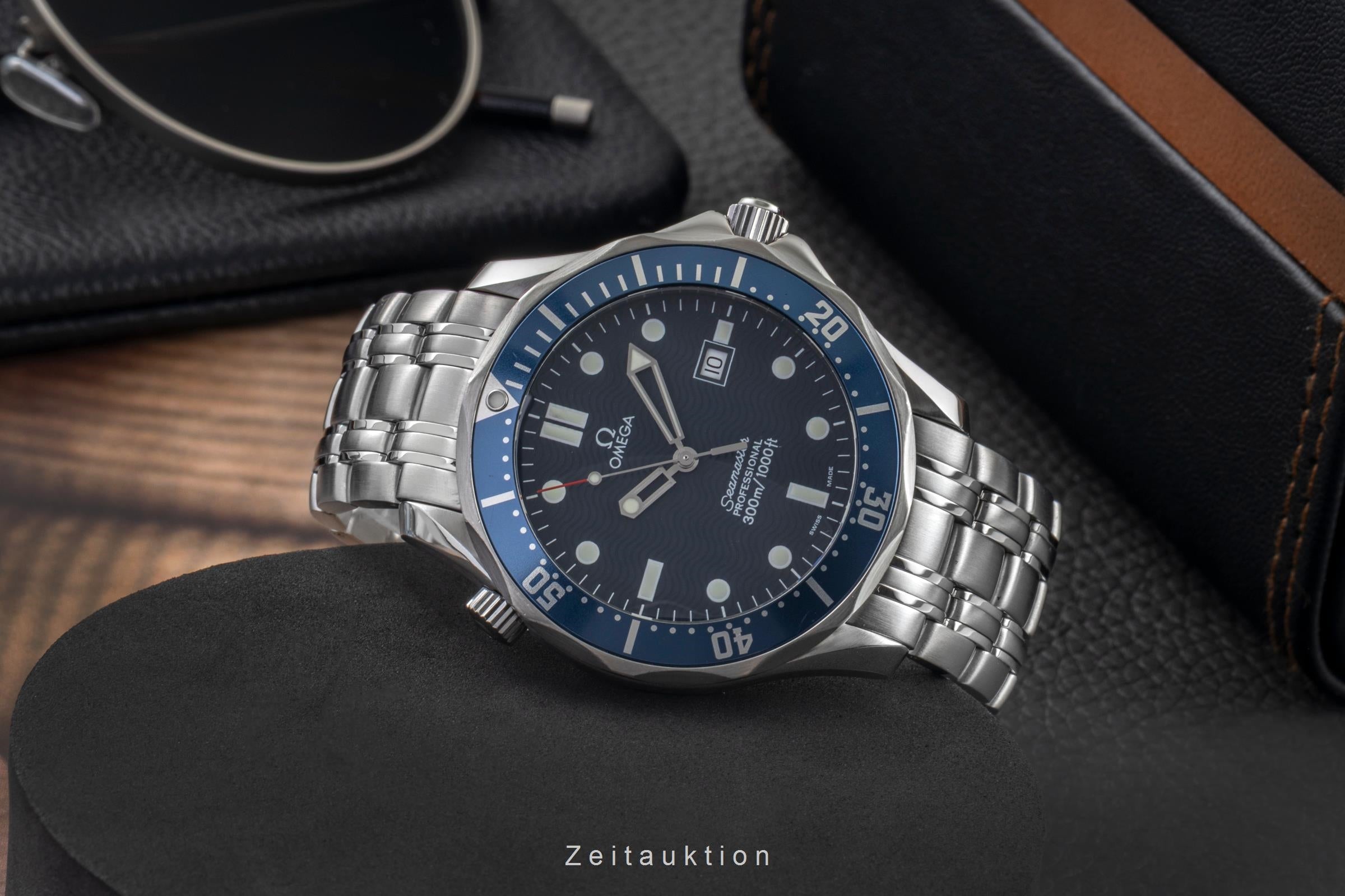 Omega Seamaster steel quartz men's watch 2221.80.00  [2604654]