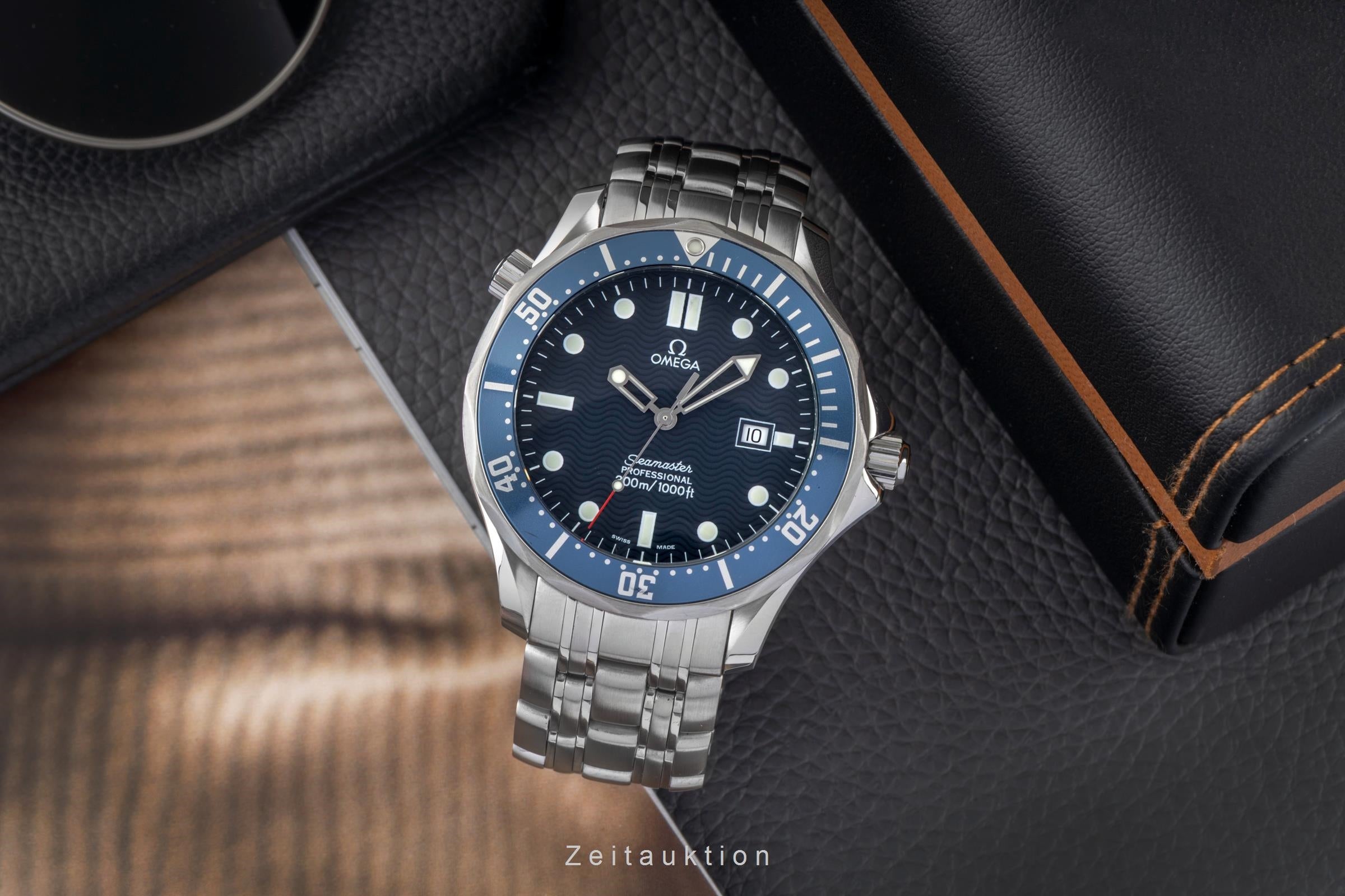 Omega Seamaster steel quartz men's watch 2221.80.00  [2604654]