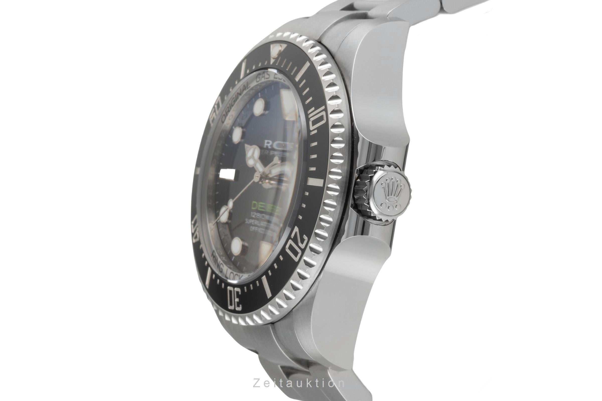 Rolex Sea-Dweller steel automatic men's watch 136660  [2604675]