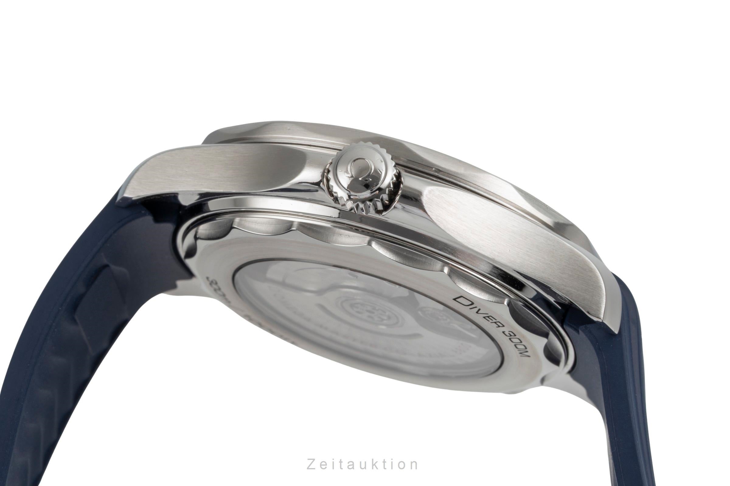 Omega Seamaster Diver 300 M Stahl Automatik Herrenuhr 210.32.42.20.06.001 B&P [2604811]