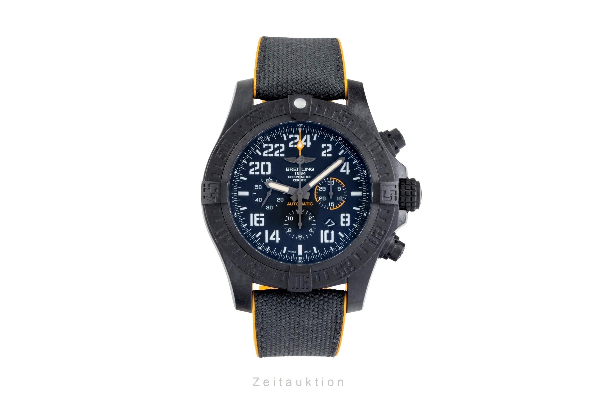 Breitling Avenger Hurricane Chronograph Breitlight Automatik XB1210E4/BE89 B&P [2604813]