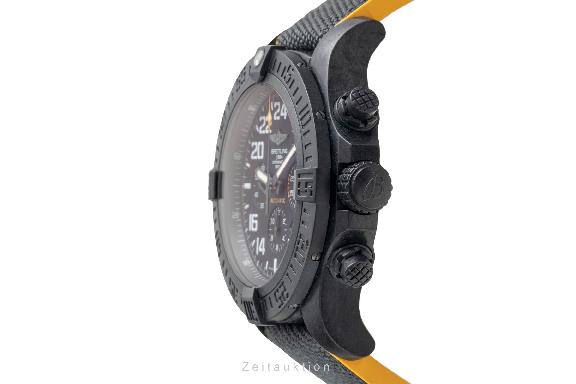 Breitling Avenger Hurricane Chronograph Breitlight Automatik XB1210E4/BE89 B&P [2604813]