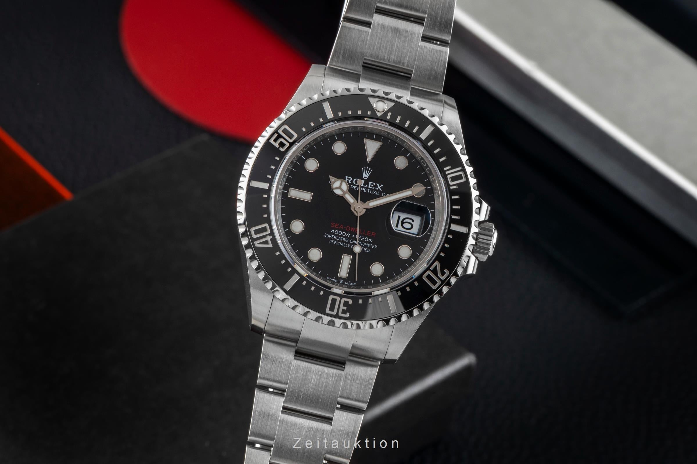Rolex Sea-Dweller Single Red Stahl Herrenuhr Oyster Ref. 126600 B&P 2022 [2604830]