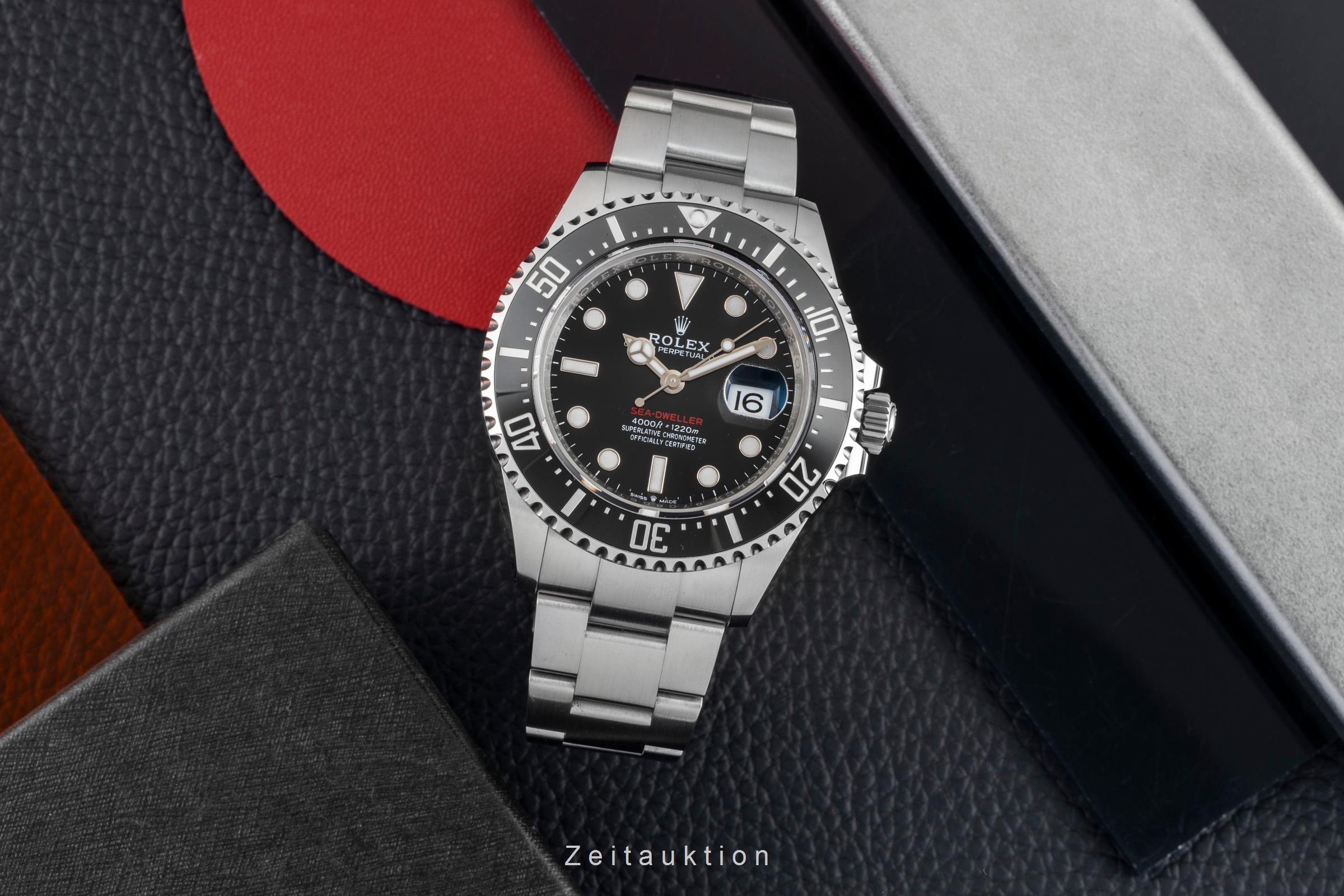 Rolex Sea-Dweller Single Red Stahl Herrenuhr Oyster Ref. 126600 B&P 2022 [2604830]