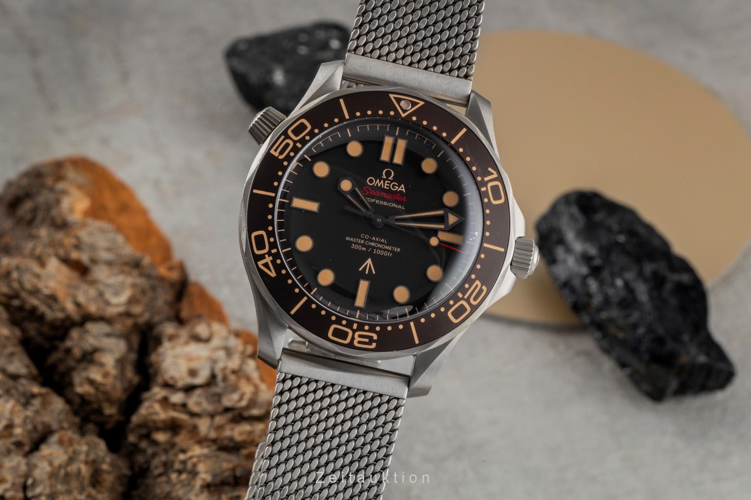 Omega Seamaster titanio automático reloj para caballeros 210.90.42.20.01.001 LP: 10900EUR  [2604845]