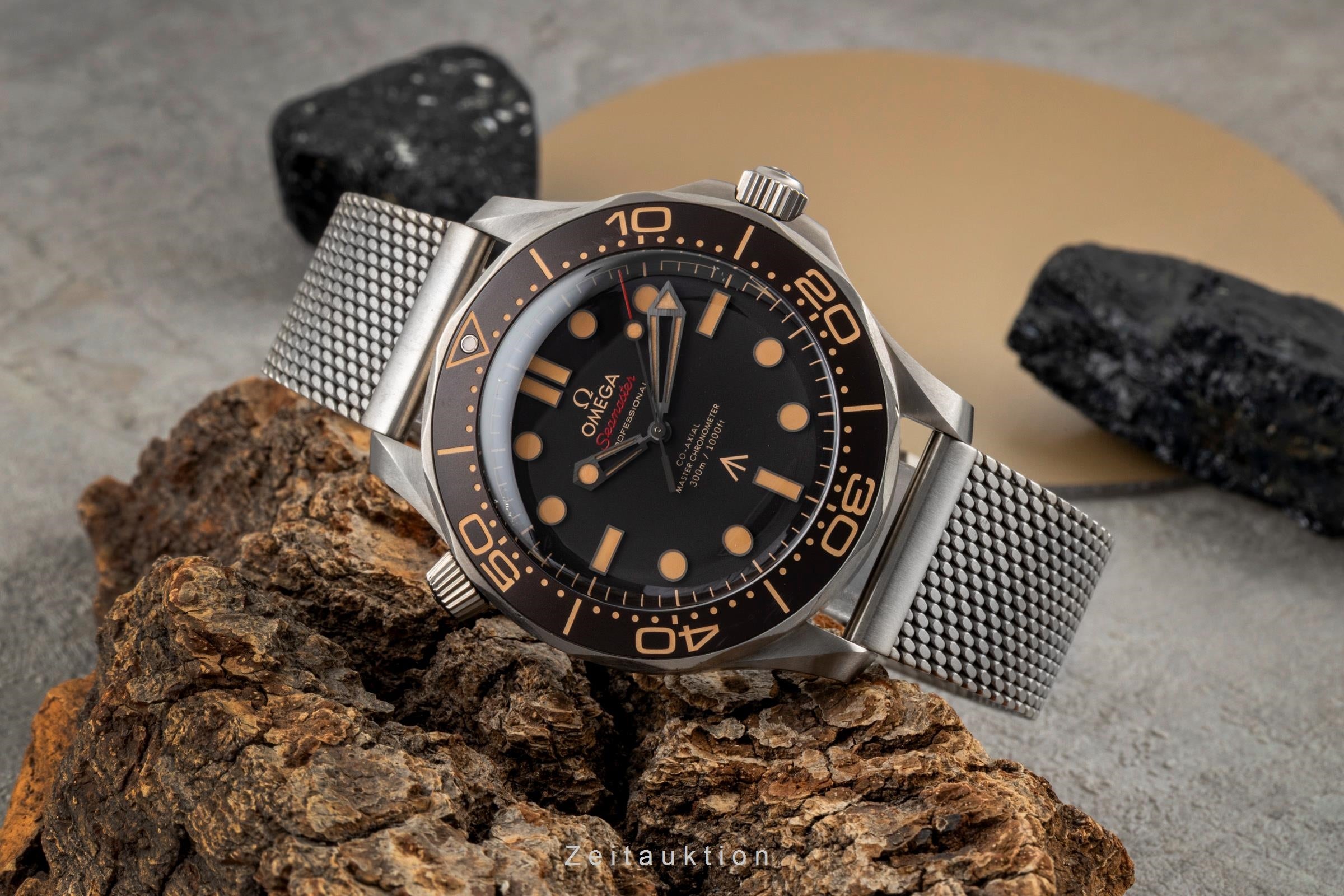 Omega Seamaster titanio automático reloj para caballeros 210.90.42.20.01.001 LP: 10900EUR  [2604845]