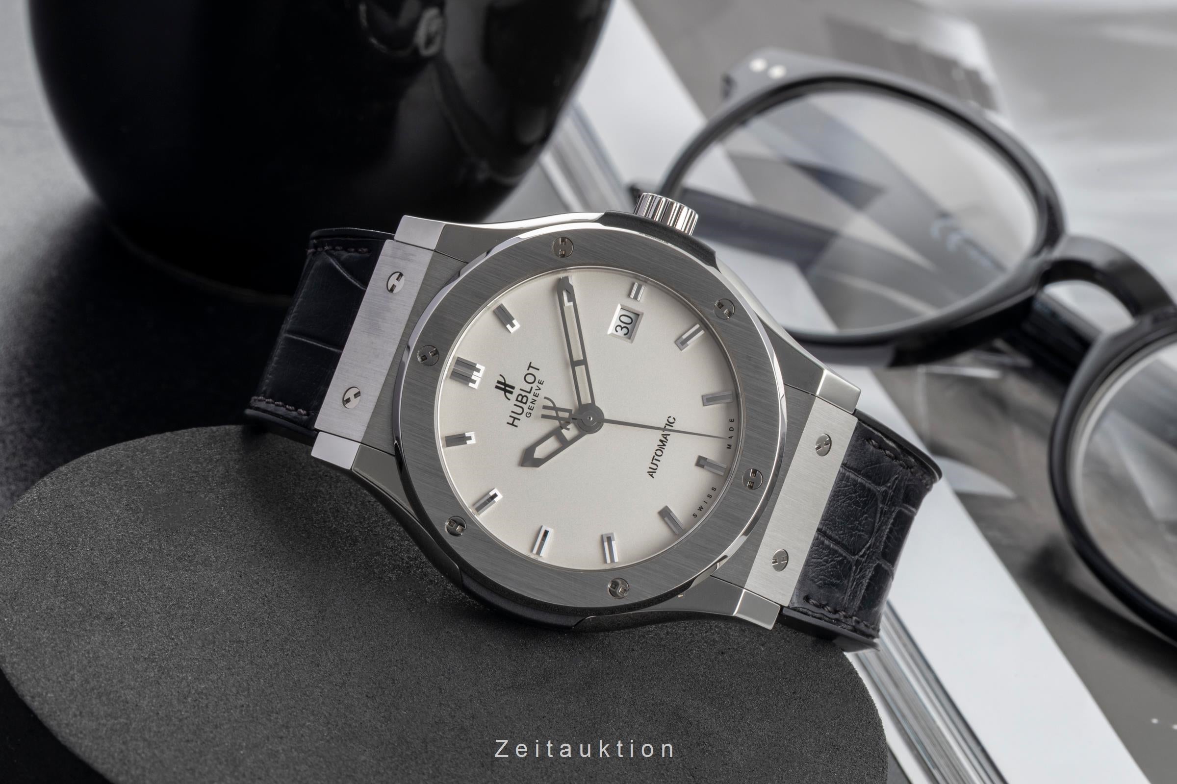 Hublot Classic Fusion titanio automatismo orologio da uomo 542.NX.2611.LR LP: 9200EUR  [2604870]