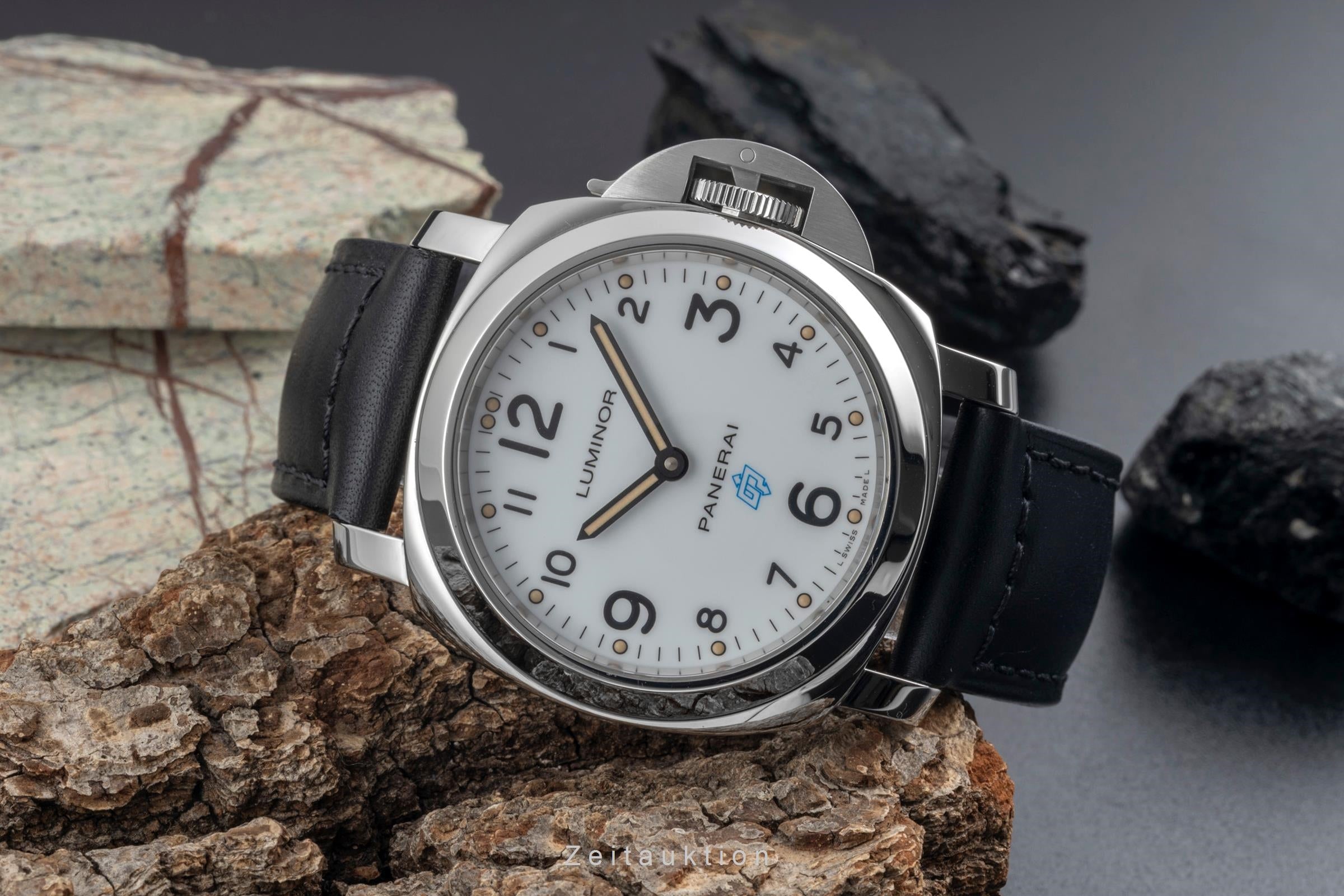 Panerai Luminor Base Logo Stahl Handaufzug Herrenuhr Ref. PAM00630 B&P [2604886]