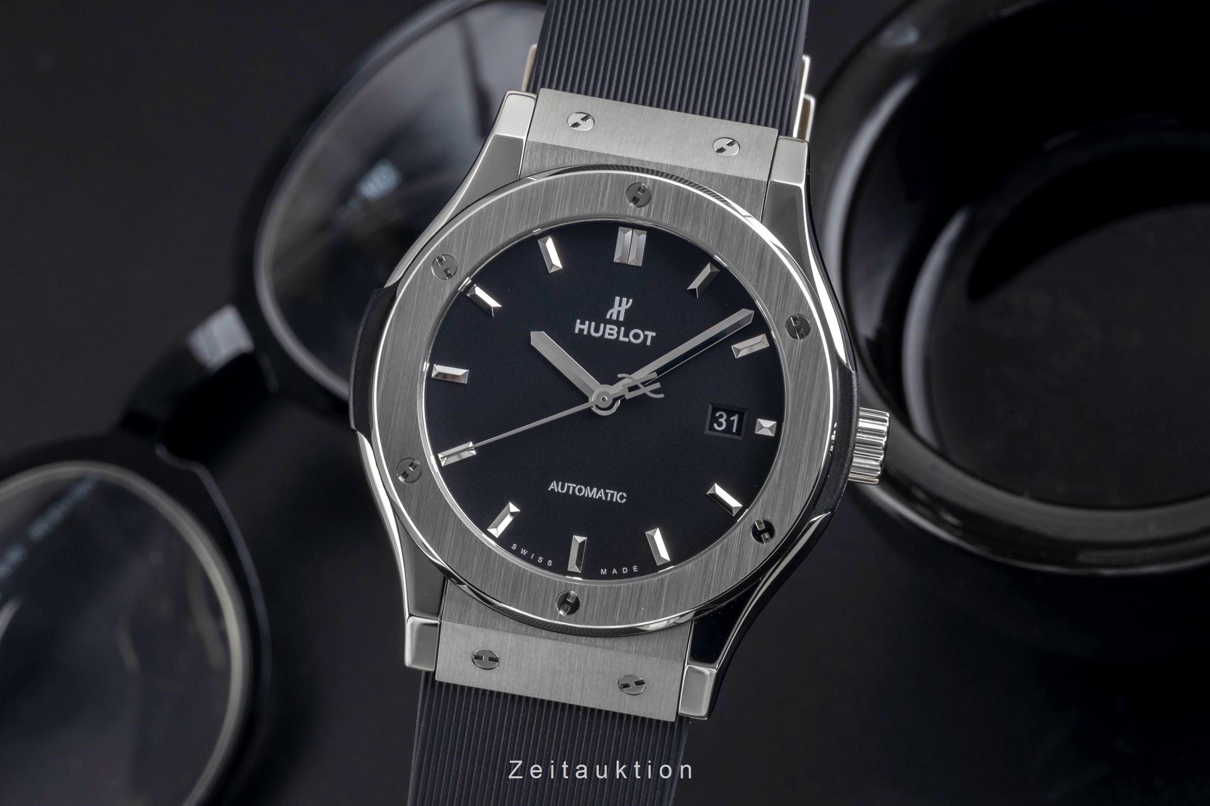 Hublot Classic Fusion titanium automatic men's watch 542.NX.1171.RX LP: 8500EUR  [2604901]