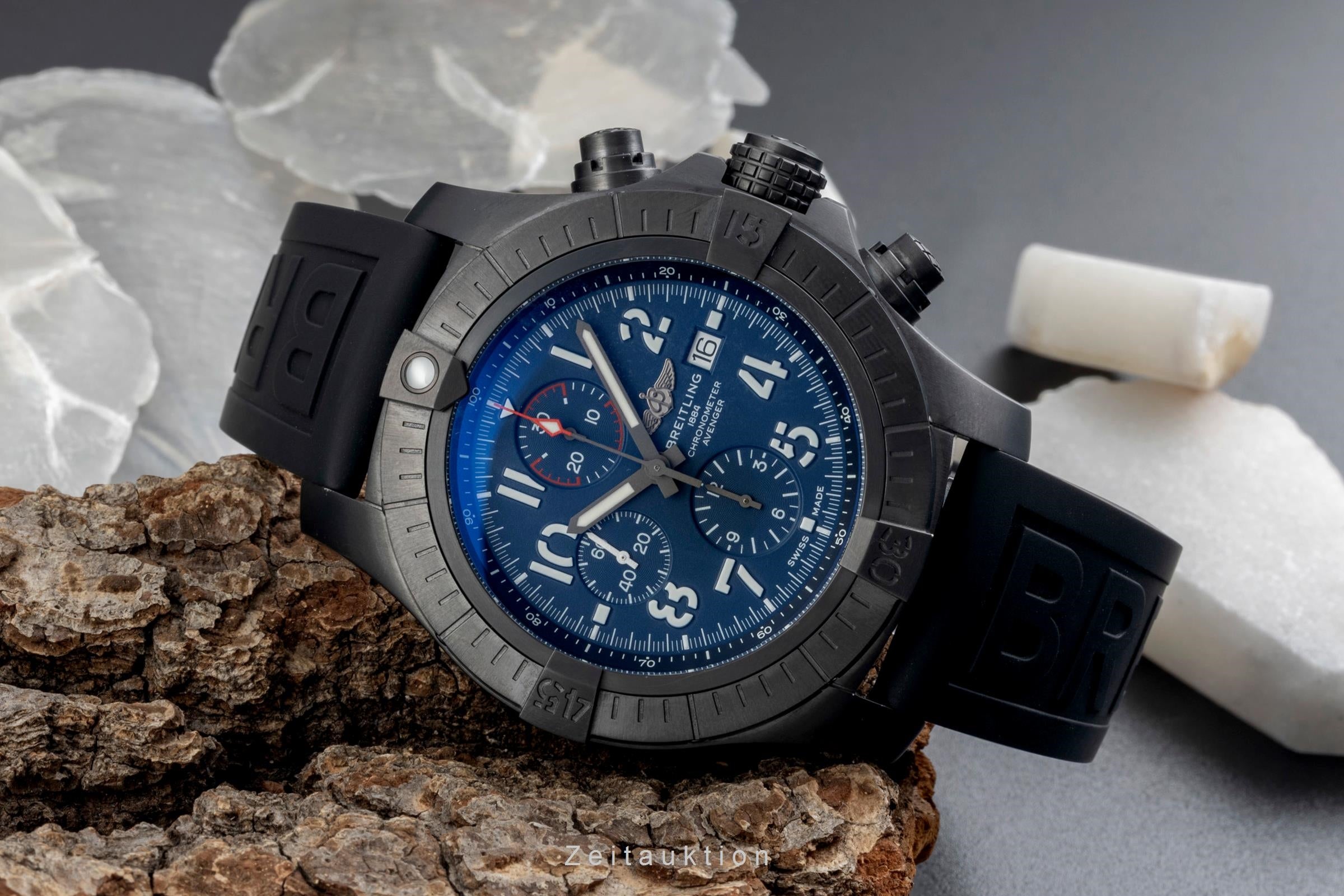 Breitling Super Avenger chronograph titanium automatic men's watch V13375101C1X1  [2604912]
