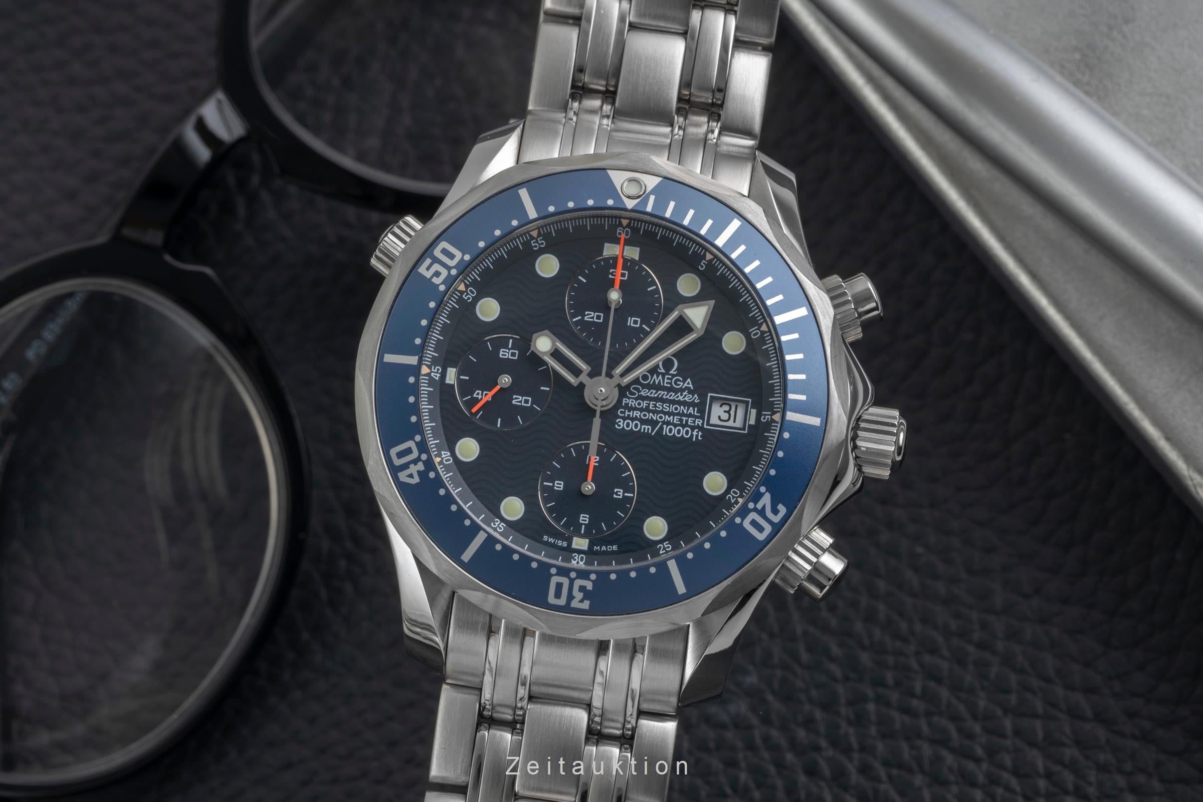 Omega Speedmaster chronograph steel automatic men's watch 2599.80.00  [2604994]