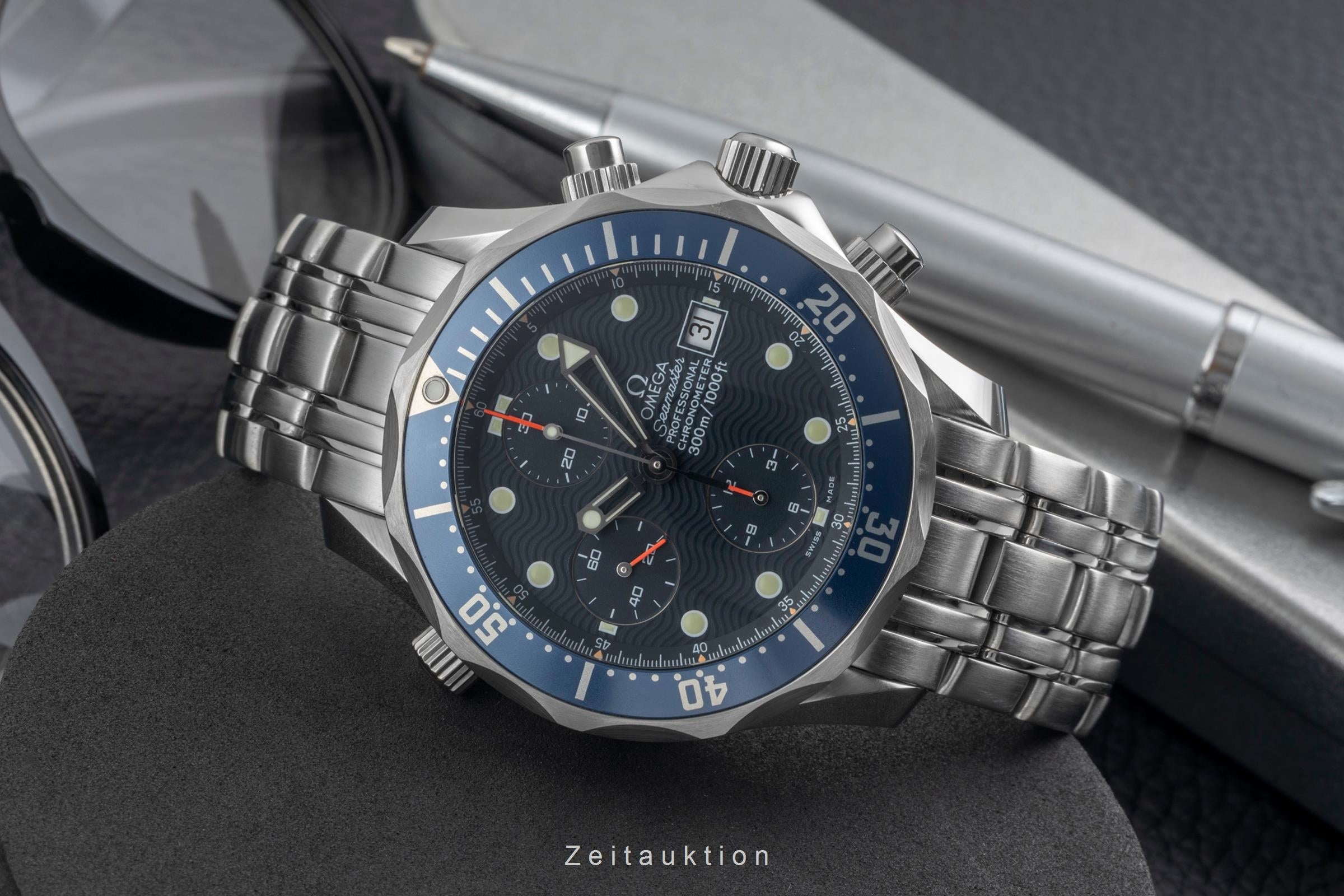 Omega Speedmaster chronograph steel automatic men's watch 2599.80.00  [2604994]
