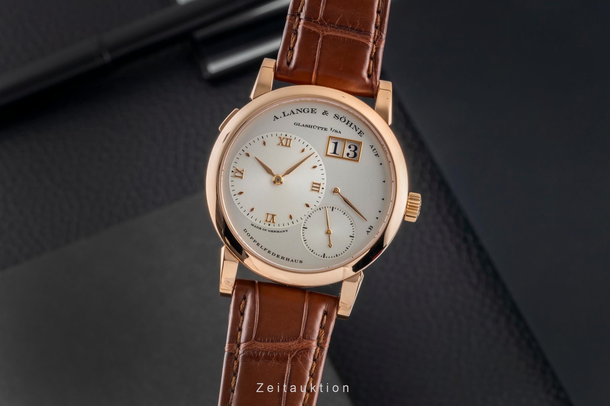 A. Lange & Söhne Lange 1 or rouge 18 ct à remontage manuel montre pour hommes 101.032 LP: 48900EUR  [2605113]