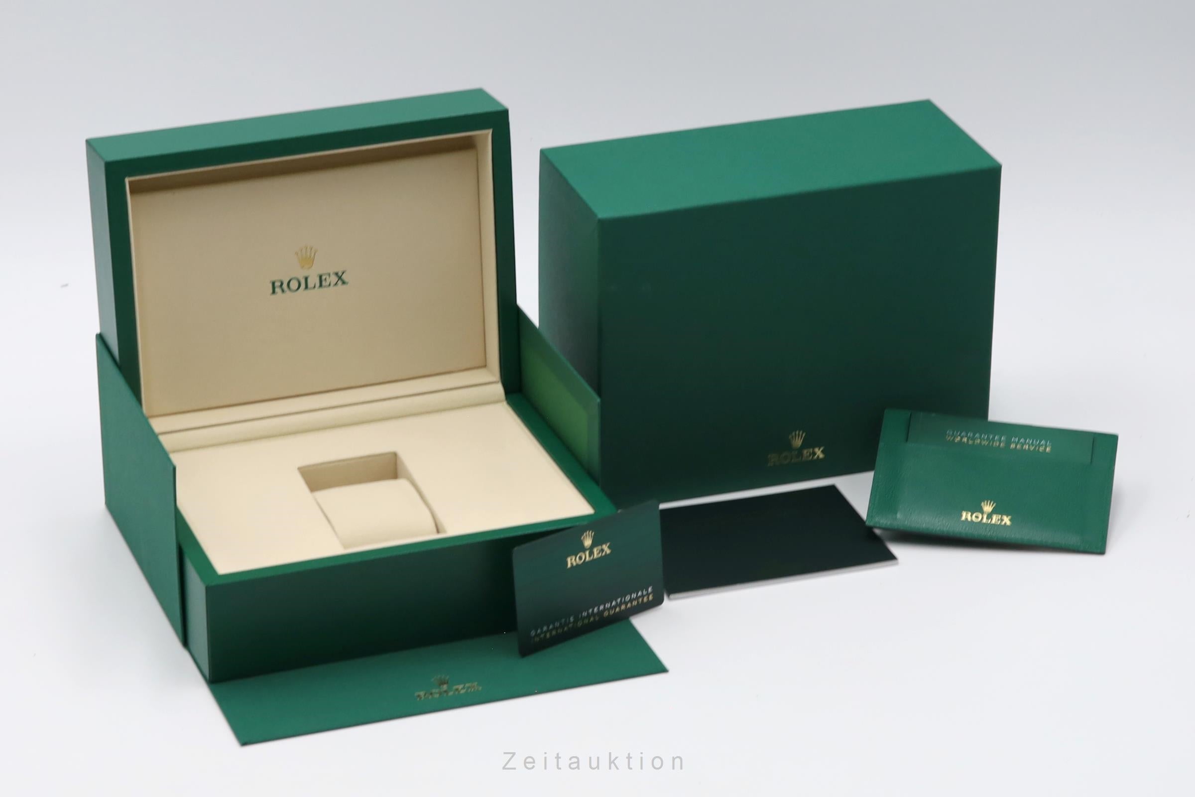 Rolex Oyster Perpetual steel automatic men's watch 126000-0013  [2605119]