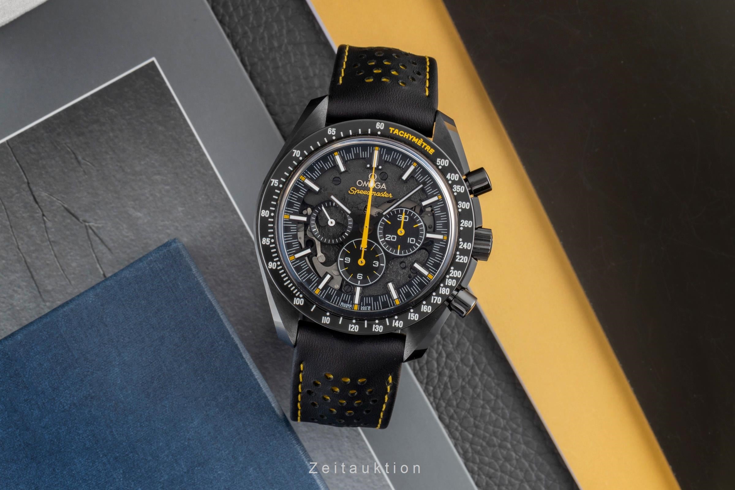 Omega Speedmaster Moonwatch chronograph ceramic manual winding men's watch 311.92.44.30.01.001  [2605125]