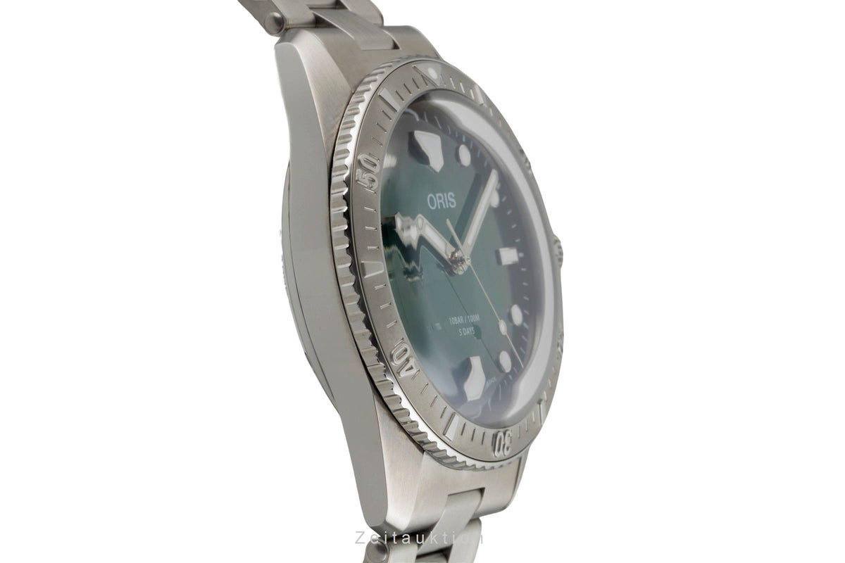 Oris Divers Sixty-Five acciaio automatismo orologio da uomo 01 400 7774 4057-07 8 19 18 LP: 3600EUR  [2605156]
