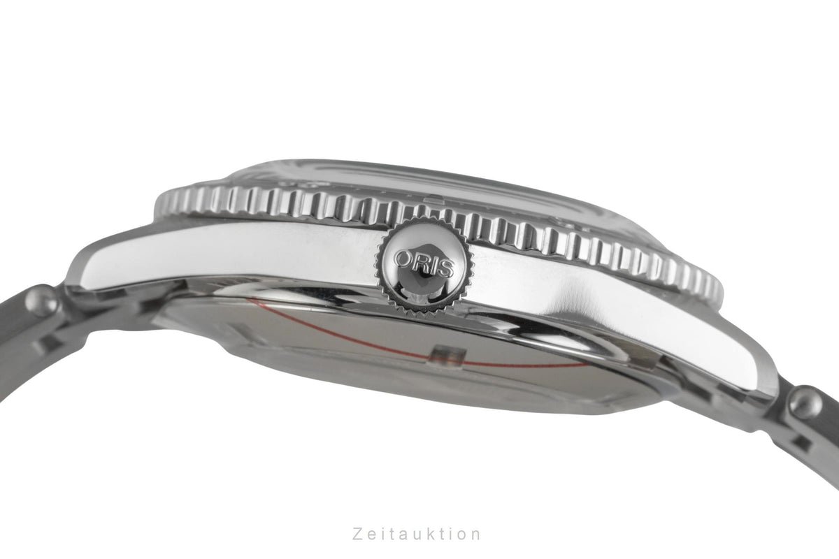 Oris Divers Sixty-Five acciaio automatismo unisex 01 733 7771 4057-07 8 19 18 LP: 2450EUR  [2605171]